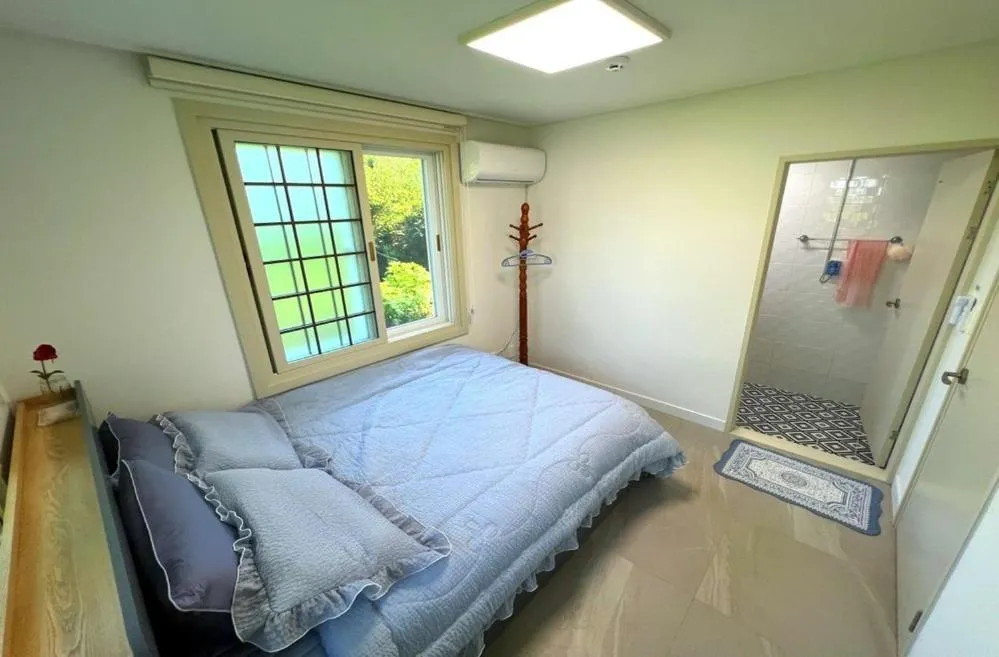 Bed in Jeju Haebyeol Private Pension Pet friendly