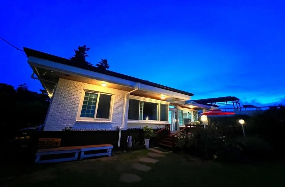 Jeju Haebyeol Private Pension Pet friendly