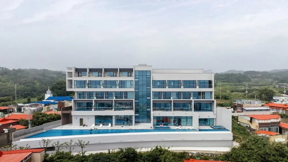 Pohang Madame Annette Pool Villa dogs allowed