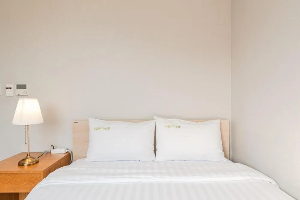 Bed in Jeju Aewolae Hyuyang Pension