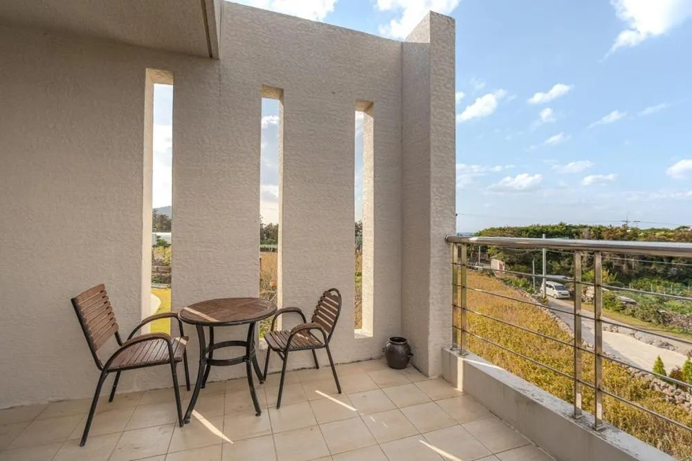 Jeju Aewolae Hyuyang Pension