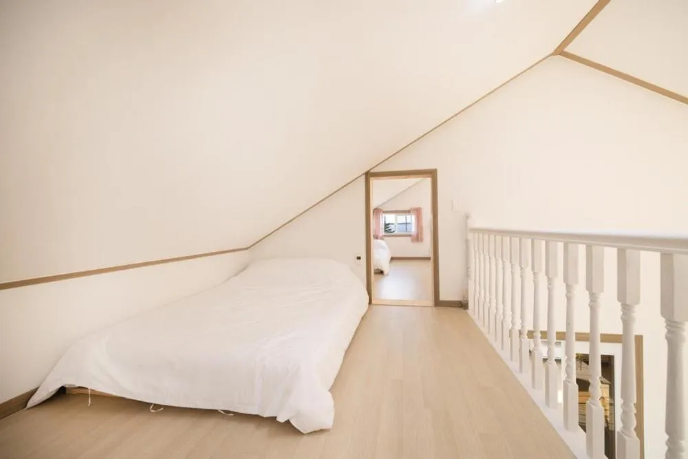 Bed in Taean Oceanhill Resort Pension