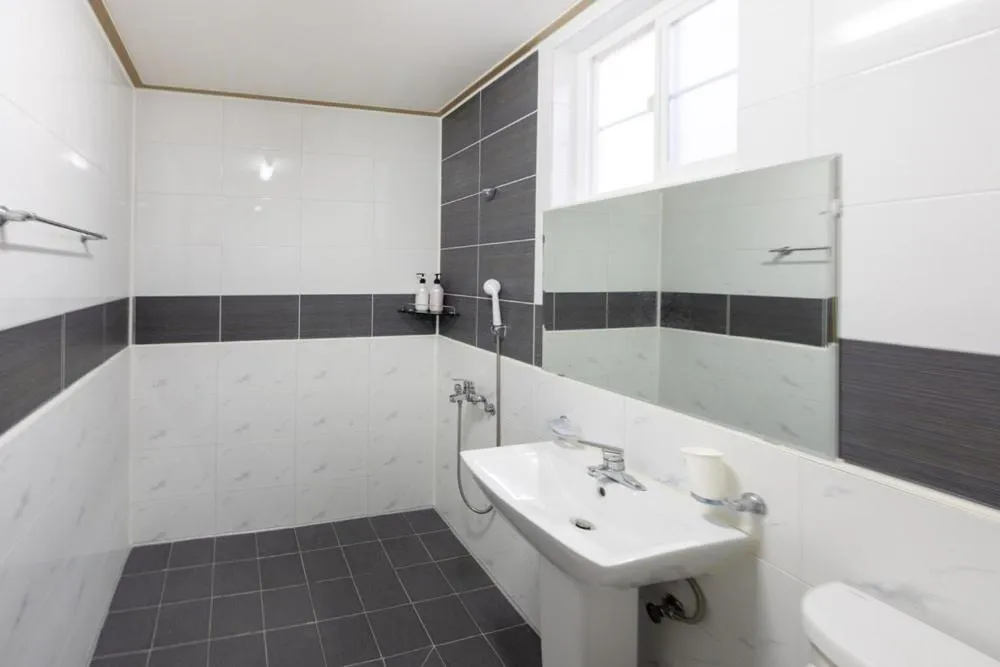 Taean Oceanhill Resort Pension