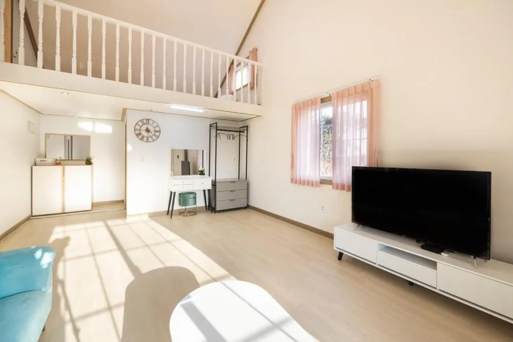 Taean Oceanhill Resort Pension