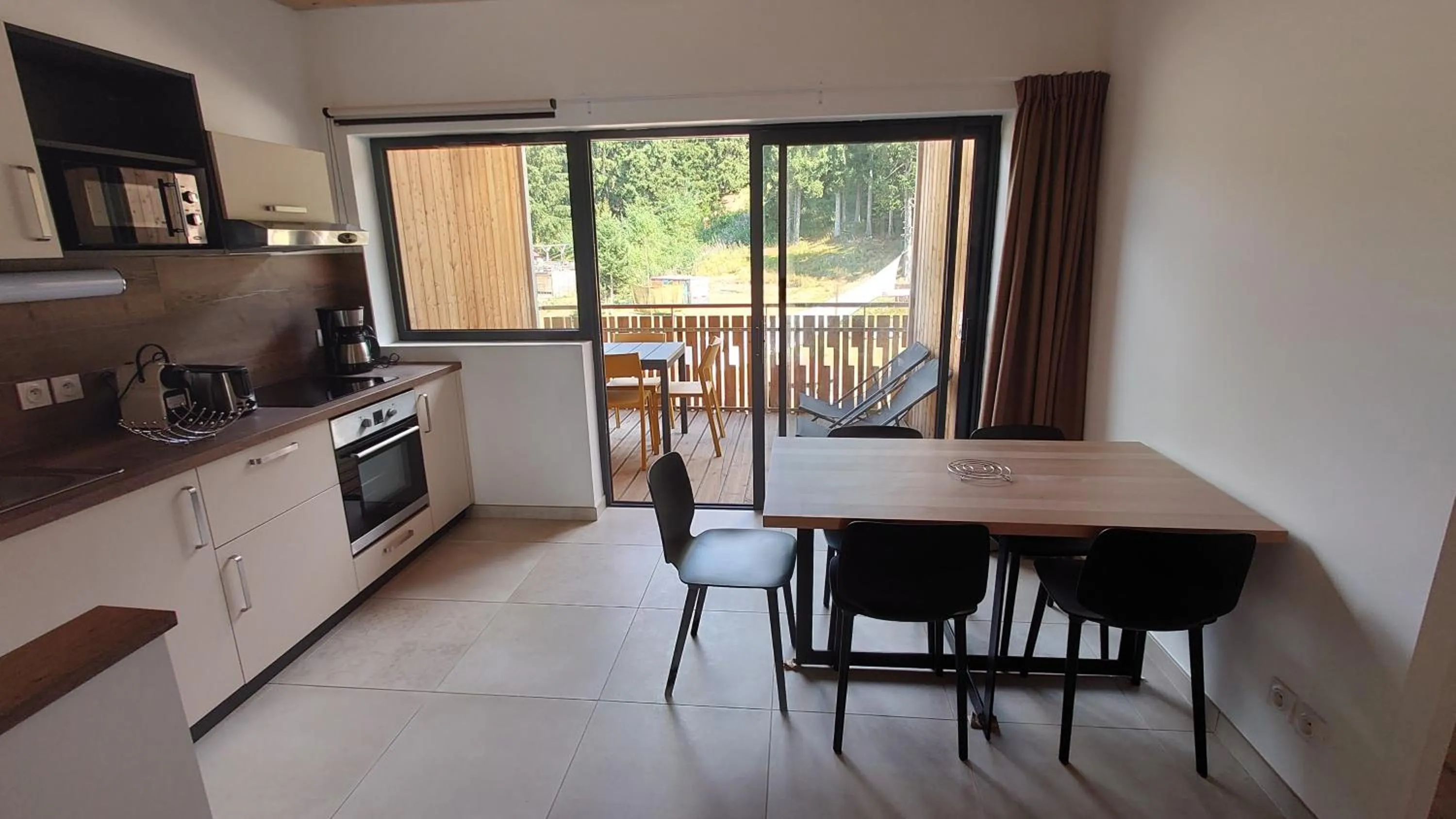Dining area in VVF Les 7 Laux Massif de Belledonne