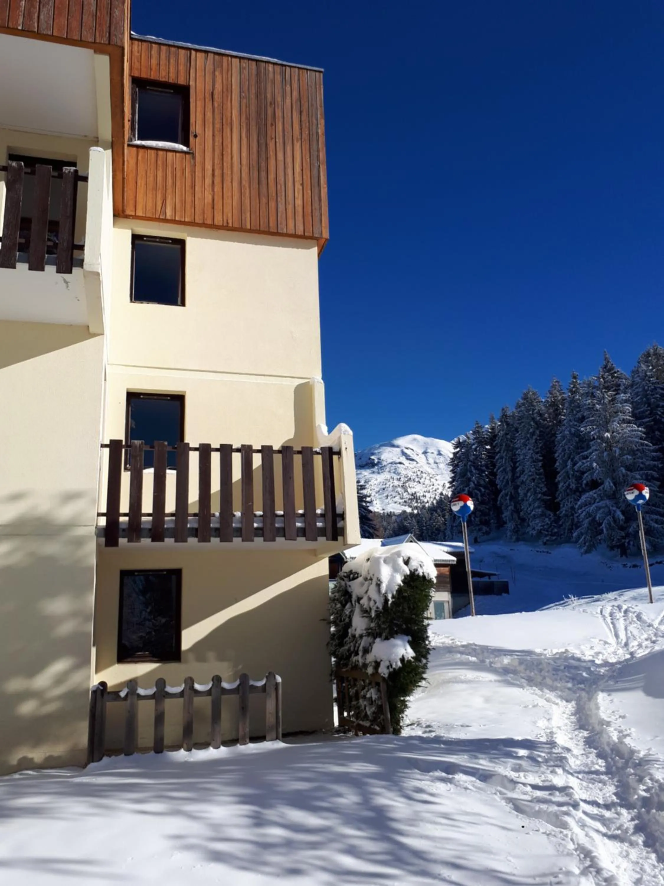 Winter in VVF Les 7 Laux Massif de Belledonne