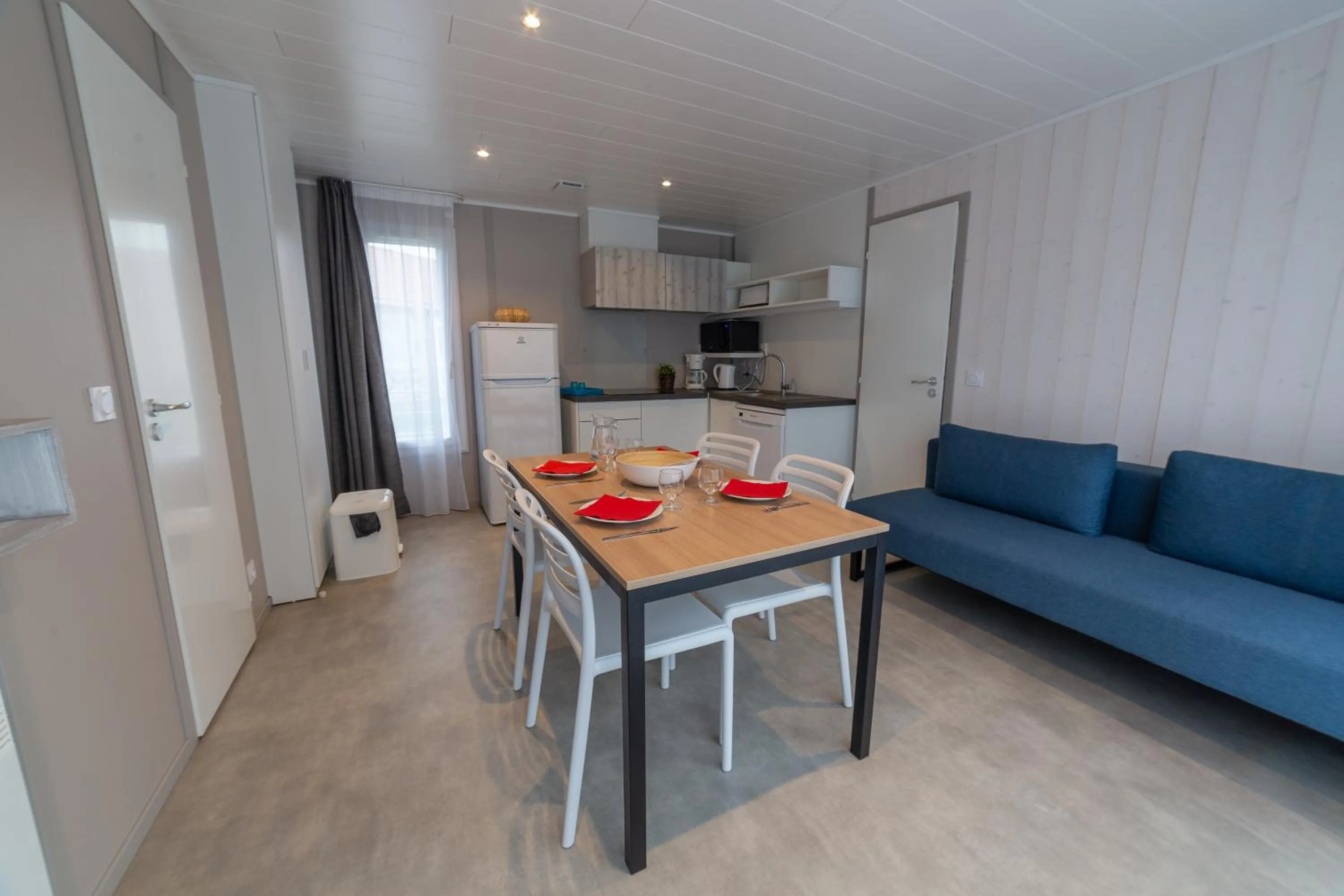 Kitchen or kitchenette in VVF Normandie Veules-les-Roses