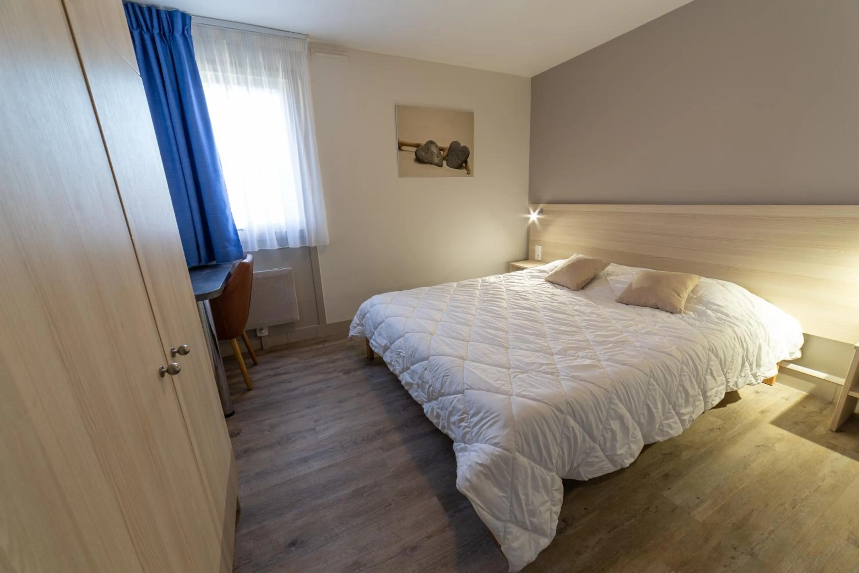 Bedroom, Bed in VVF Normandie Veules-les-Roses