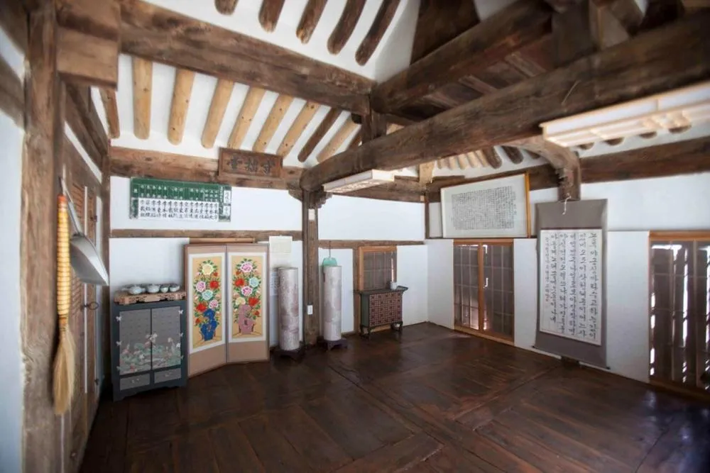 Sujoldang Hanok Guesthouse