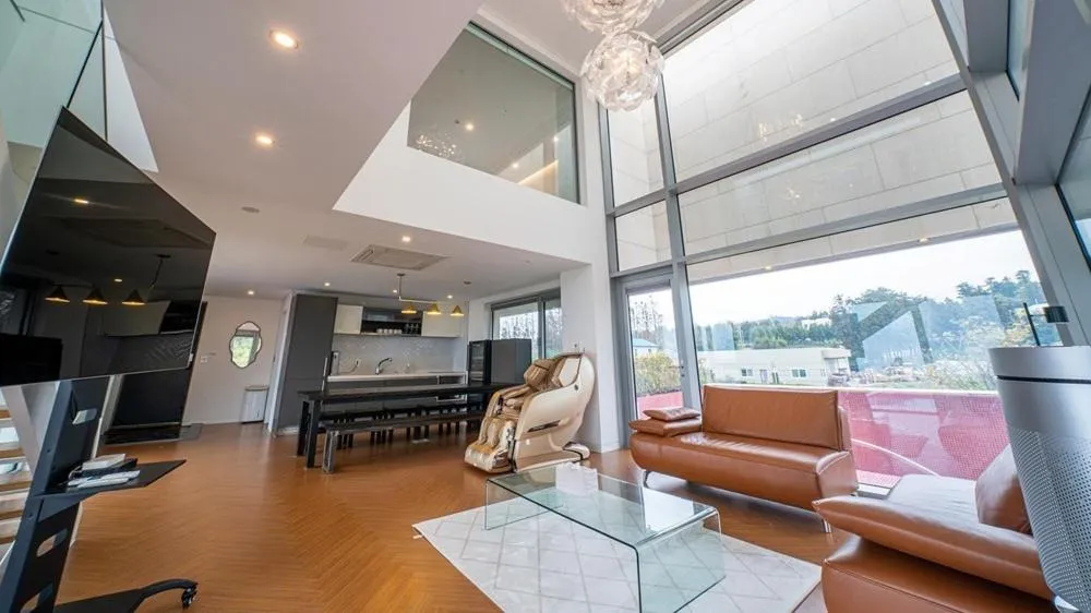 Jeju Mia Private Pool Villa large outdoor warm pool