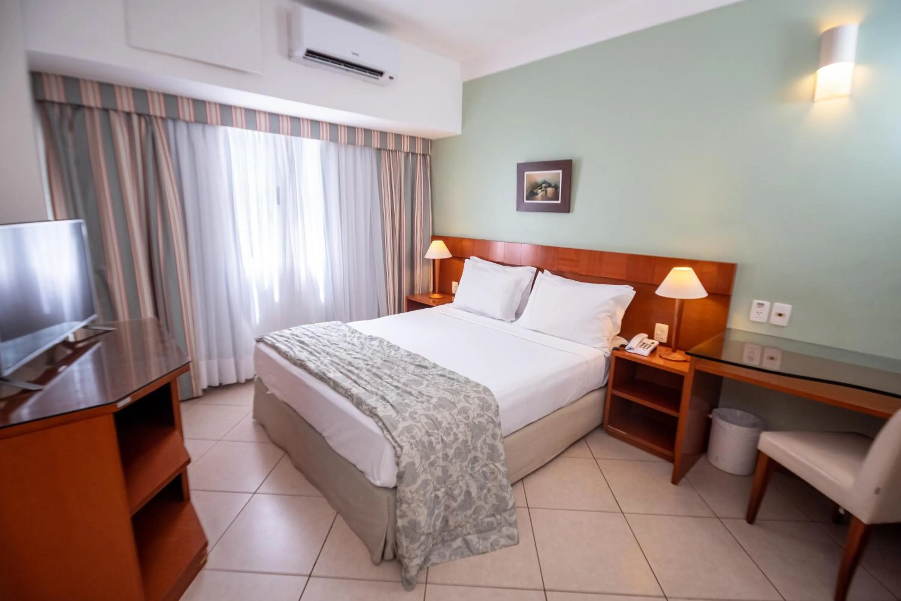 Bedroom, Bed in Portobello Ondina Praia