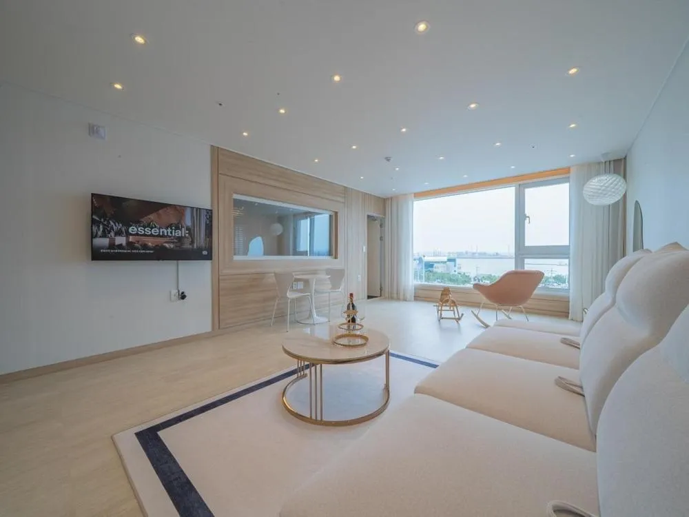 Pohang Pool Villa Yeongil