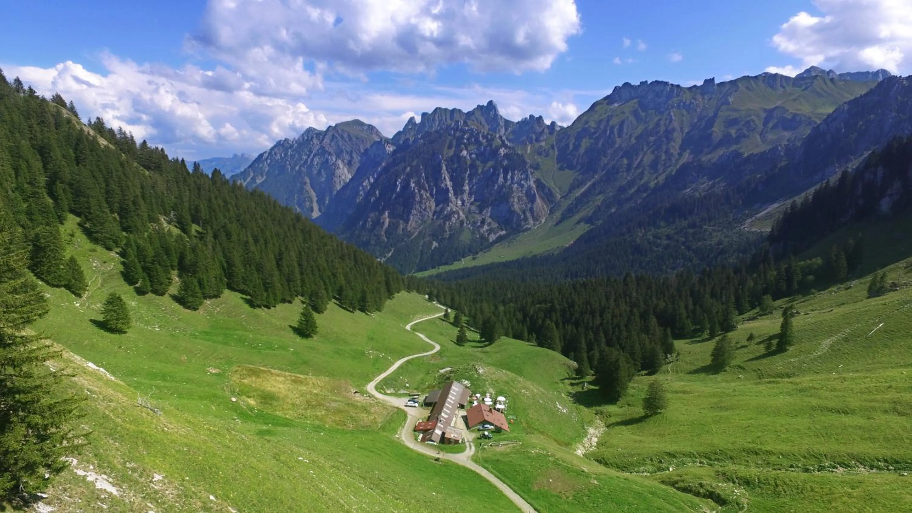 Nearby landmark in VVF Lac Léman Évian-les-Bains