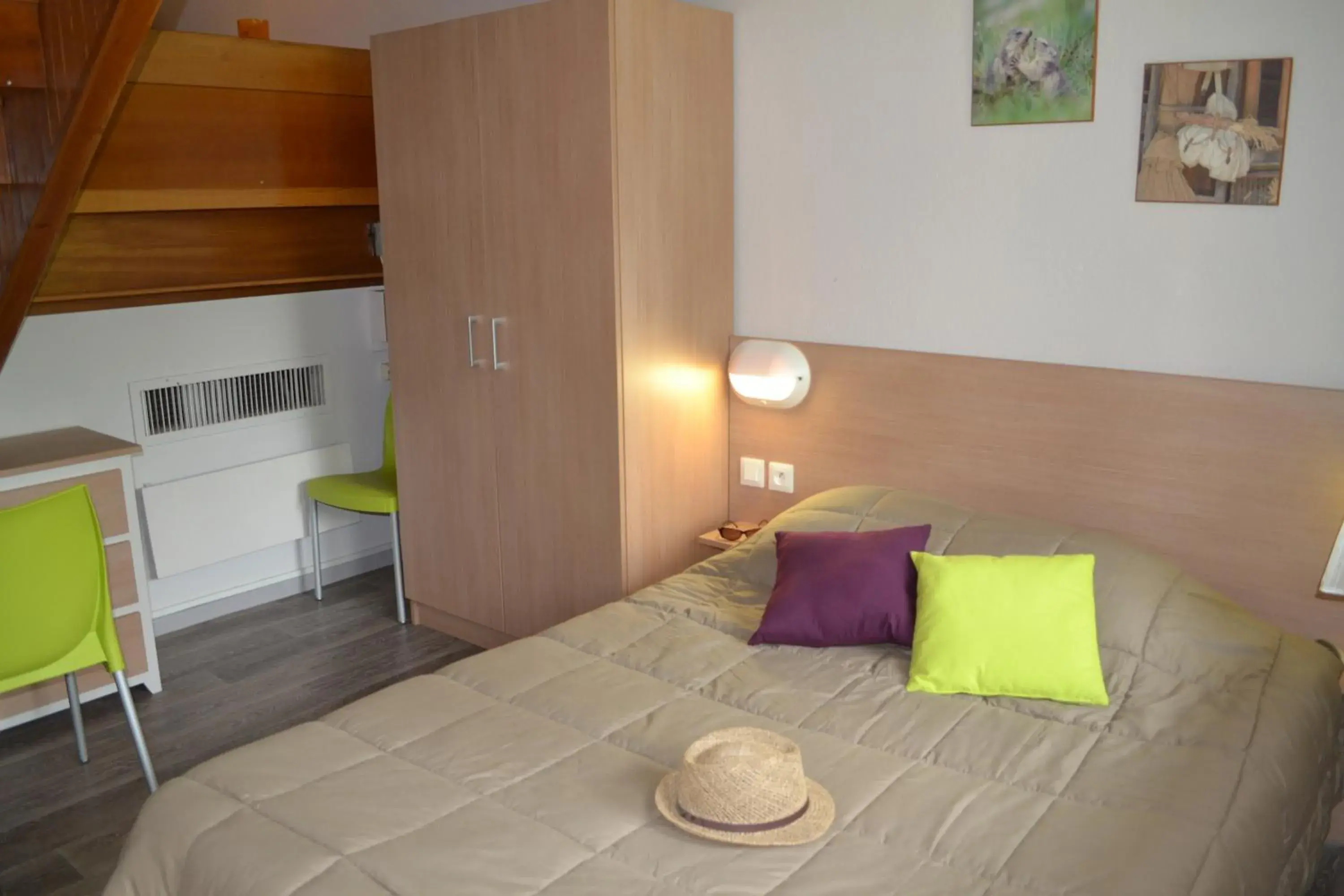 Bed in VVF Les Ecrins Champsaur Bed in VVF Les Ecrins Champsaur