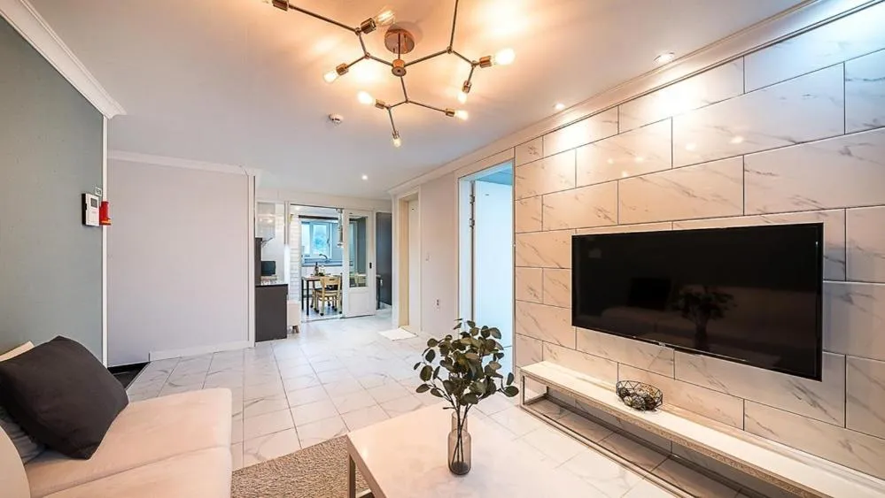 Geojedo Modern 239 Pension Spa, Netflix, Munhwanuri