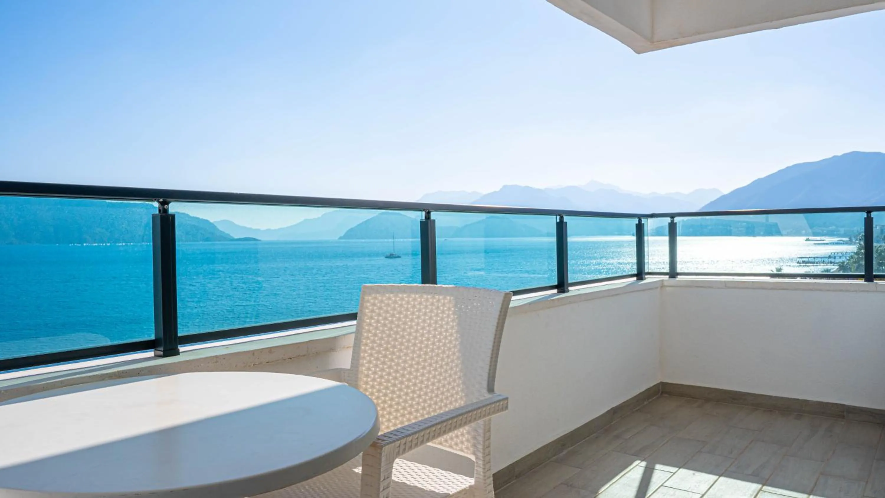 Sea view in Honeymoon Beach Otel