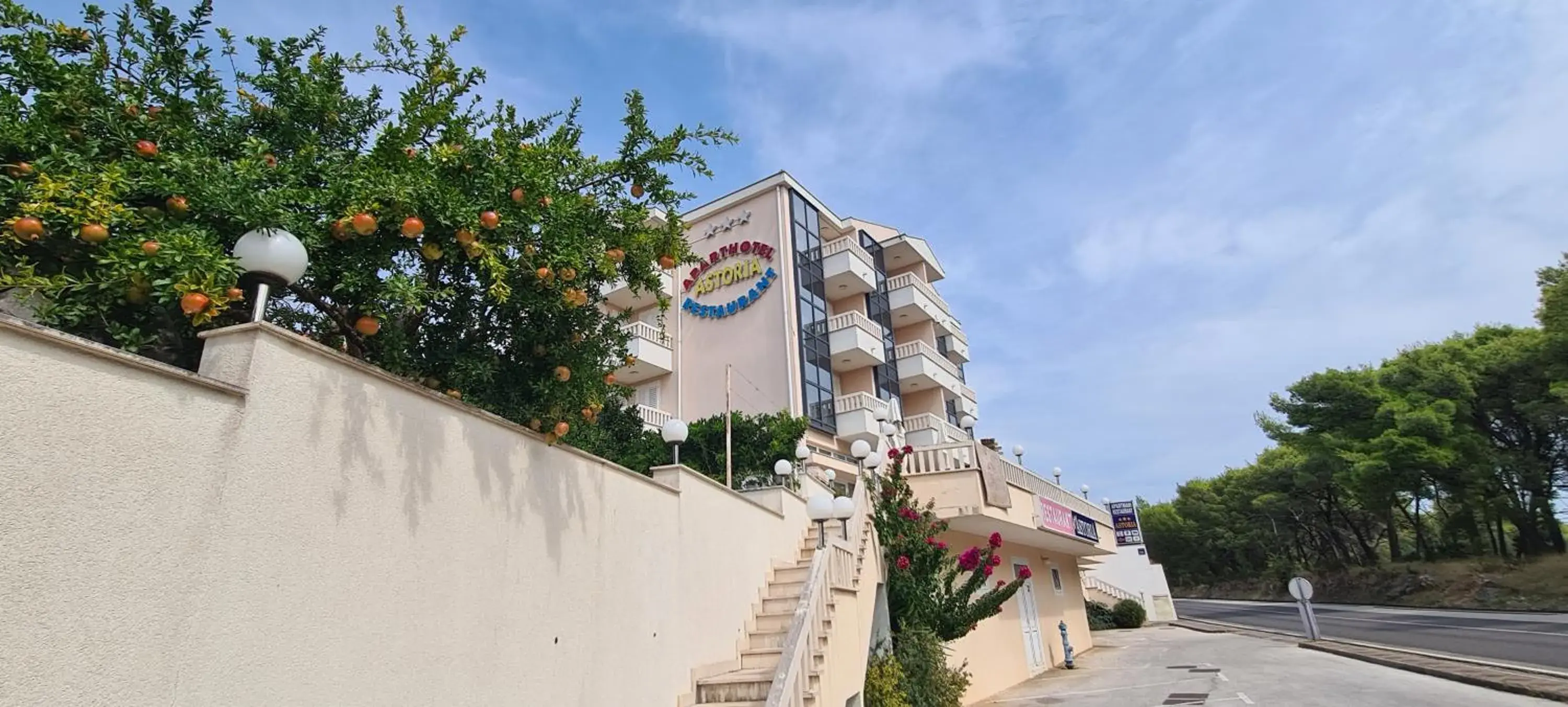 Property building in Aparthotel Astoria Property building in Aparthotel Astoria