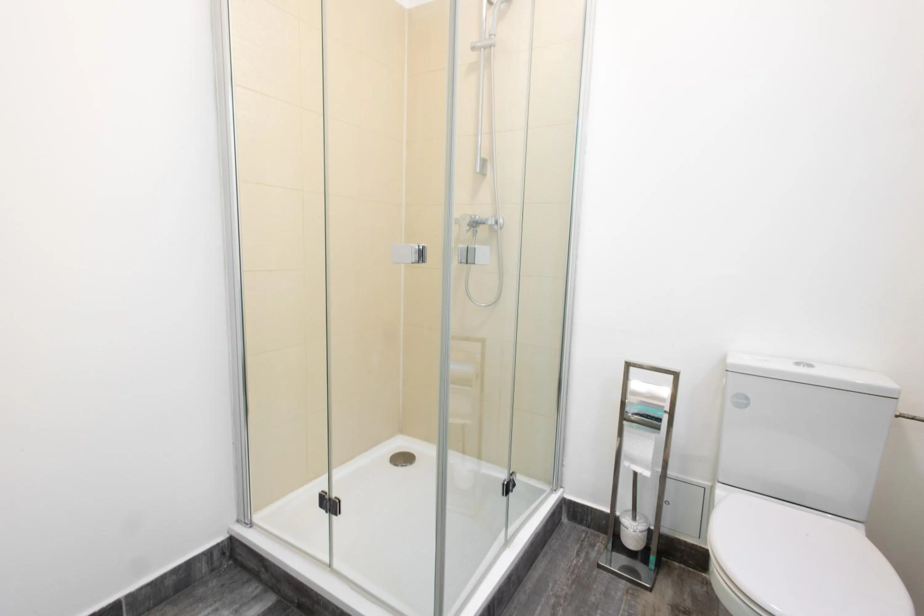 Livin Apartments - T75a