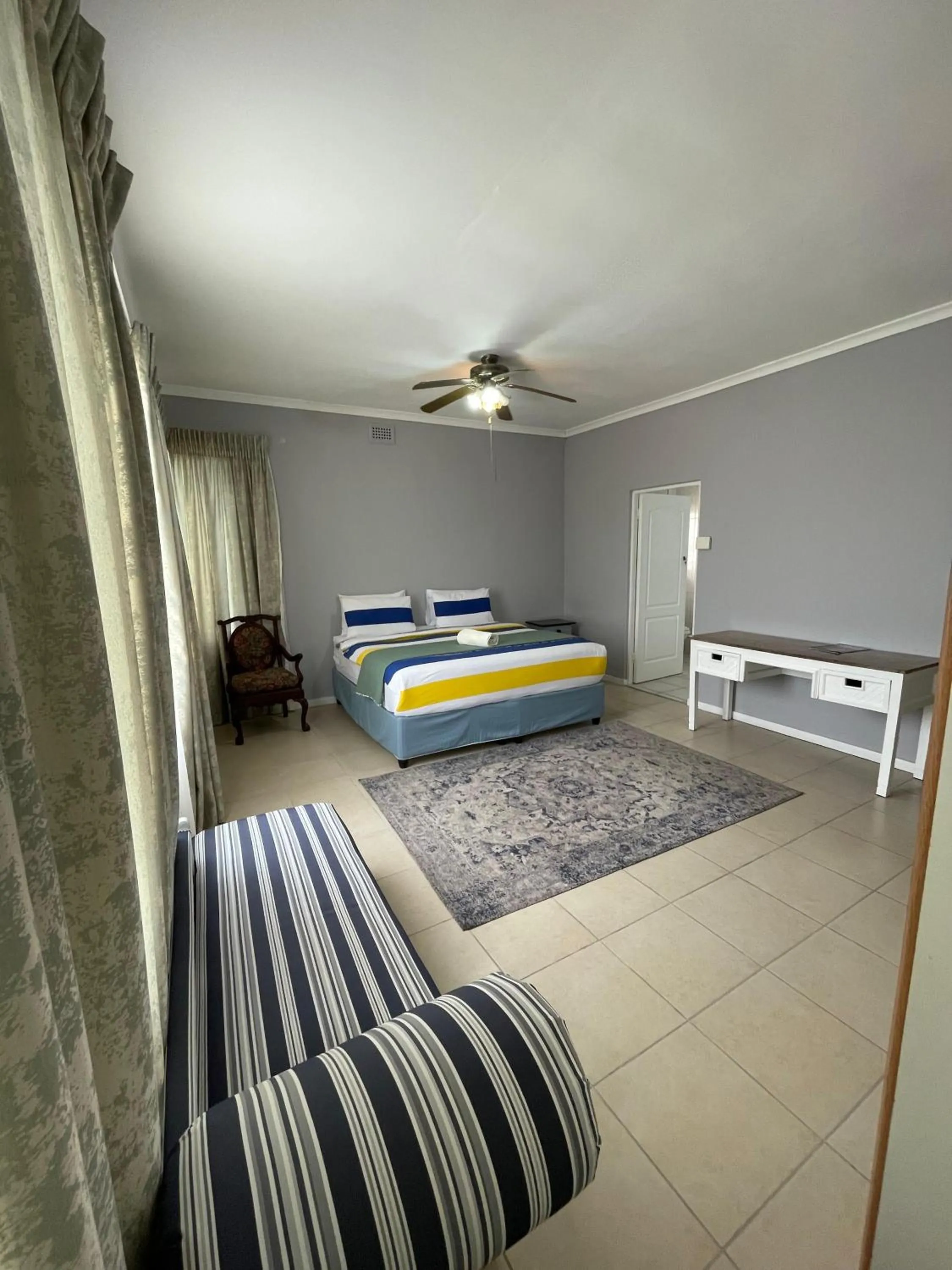 Bedroom, Bed in Carrington Guest House