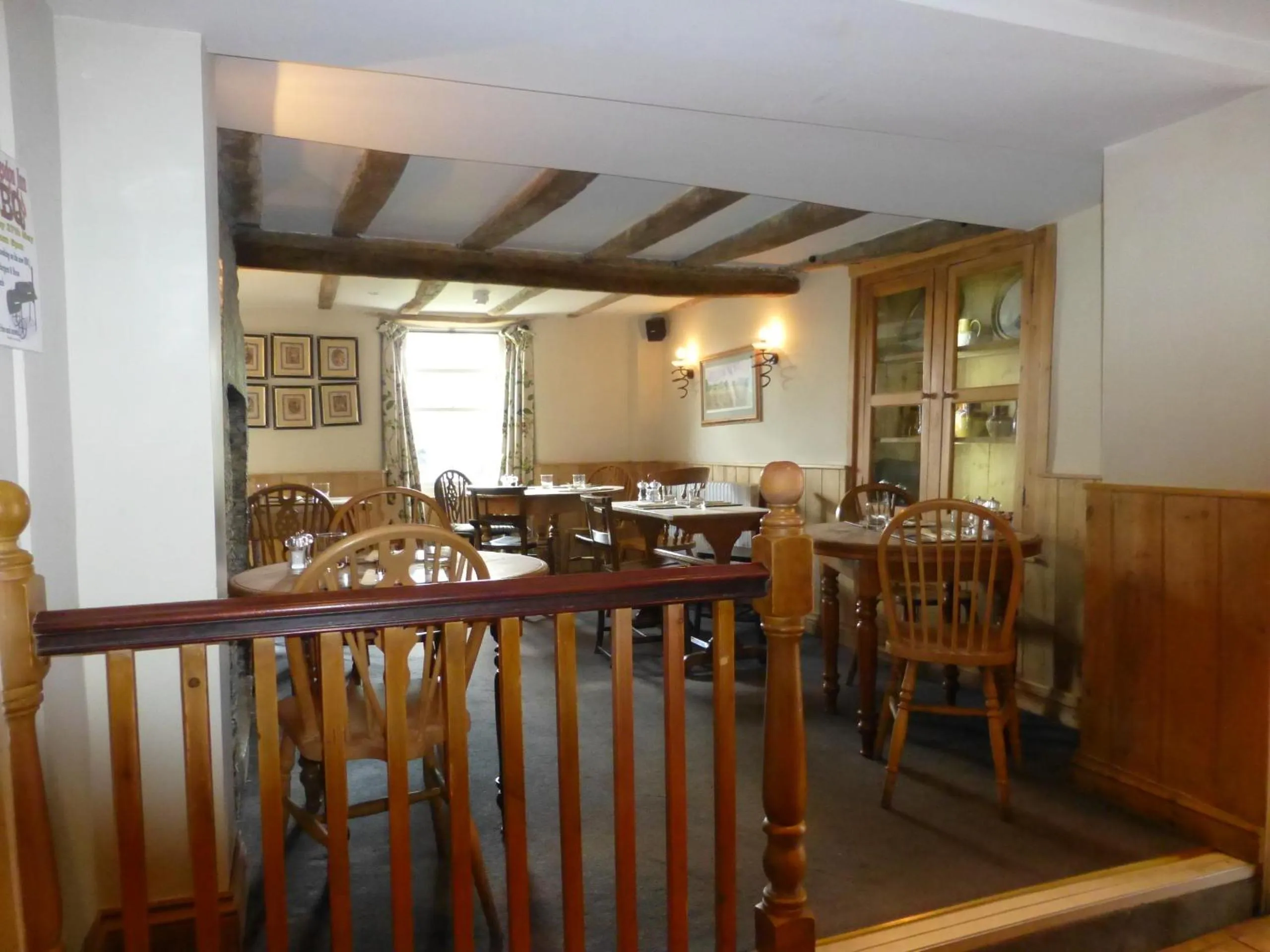 Restaurant/Places to Eat in Kingsdon Inn