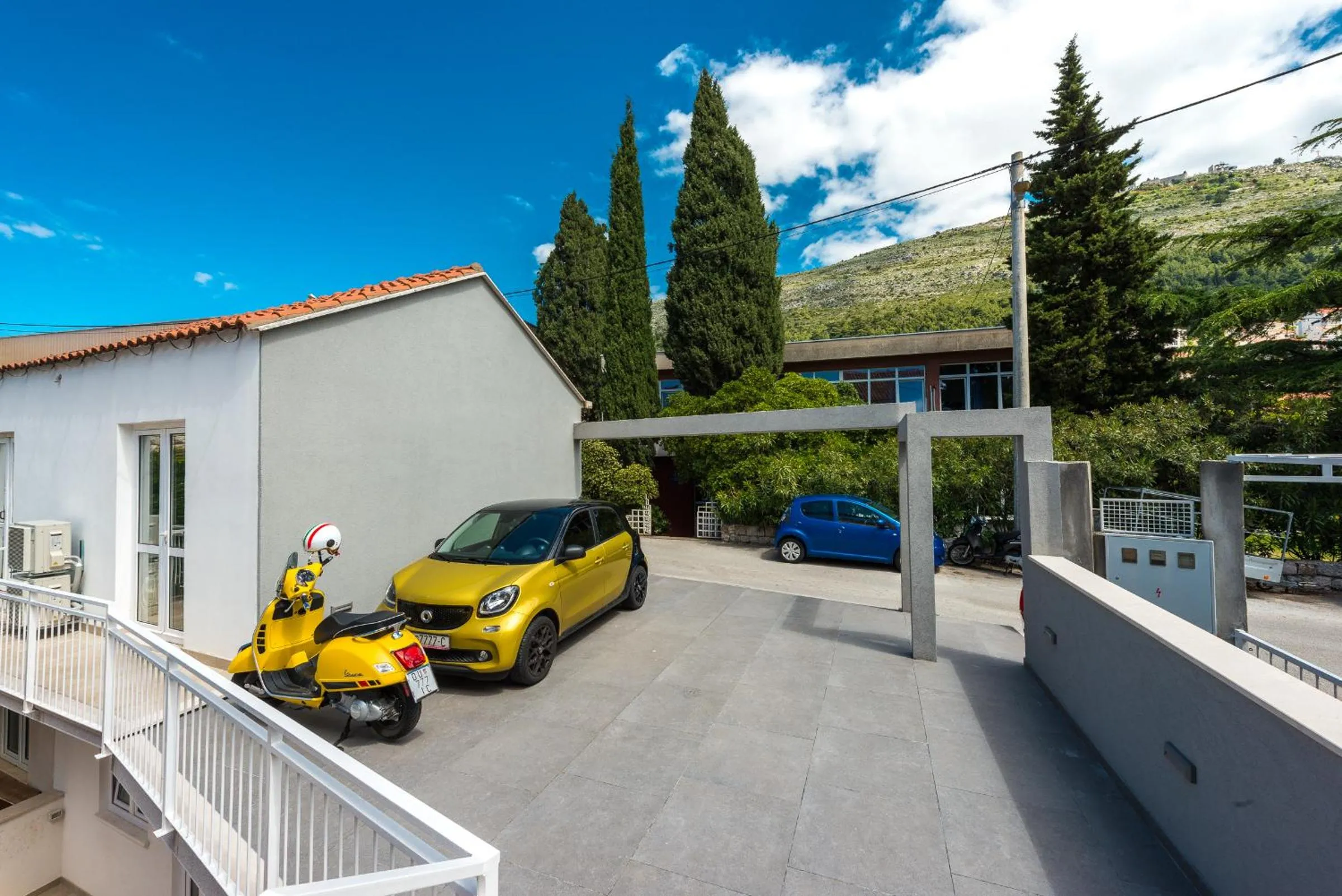 Property building in Apartment Jele