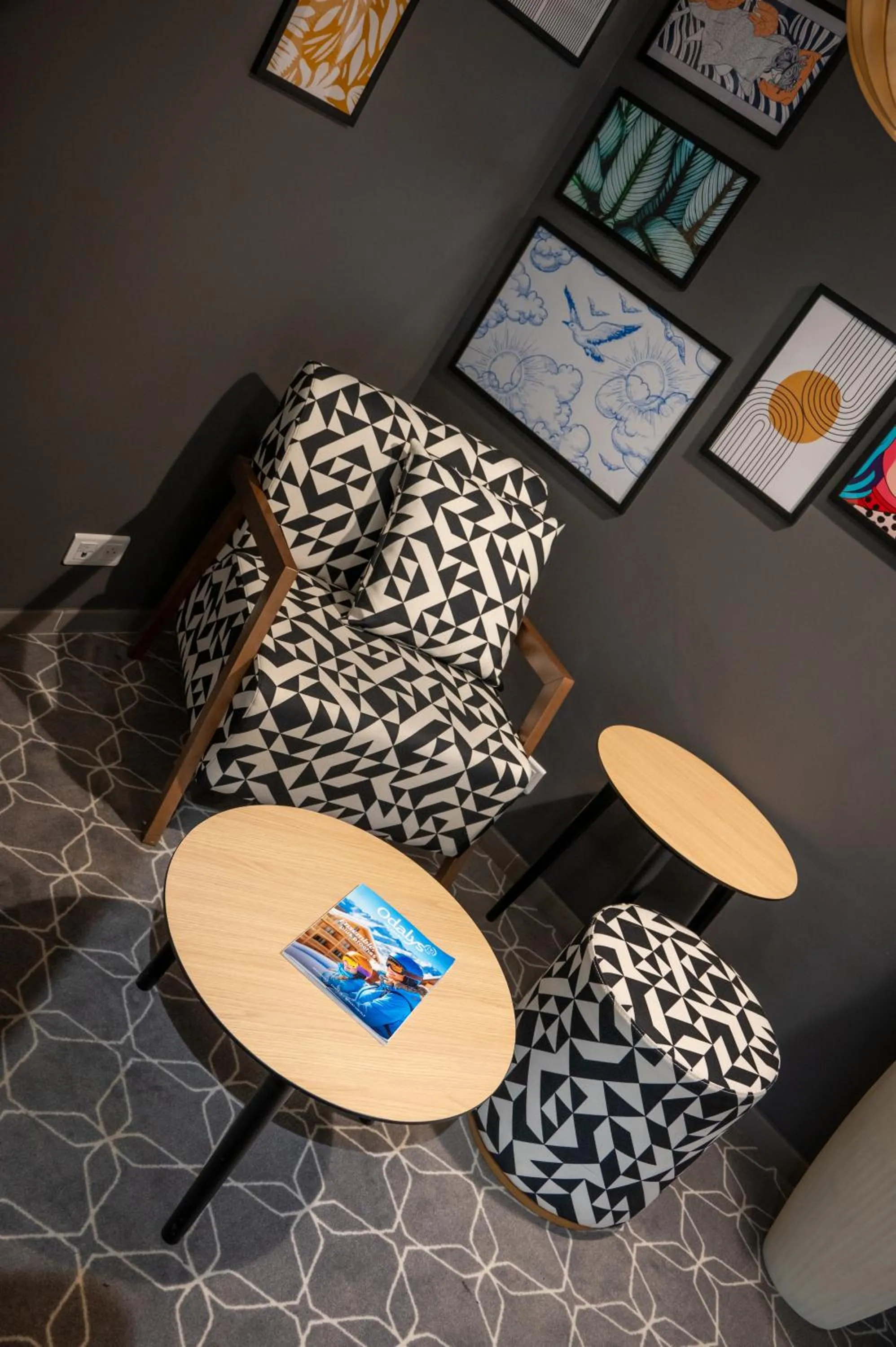 Seating area in Appart Hotel Odalys City Rennes Lorgeril