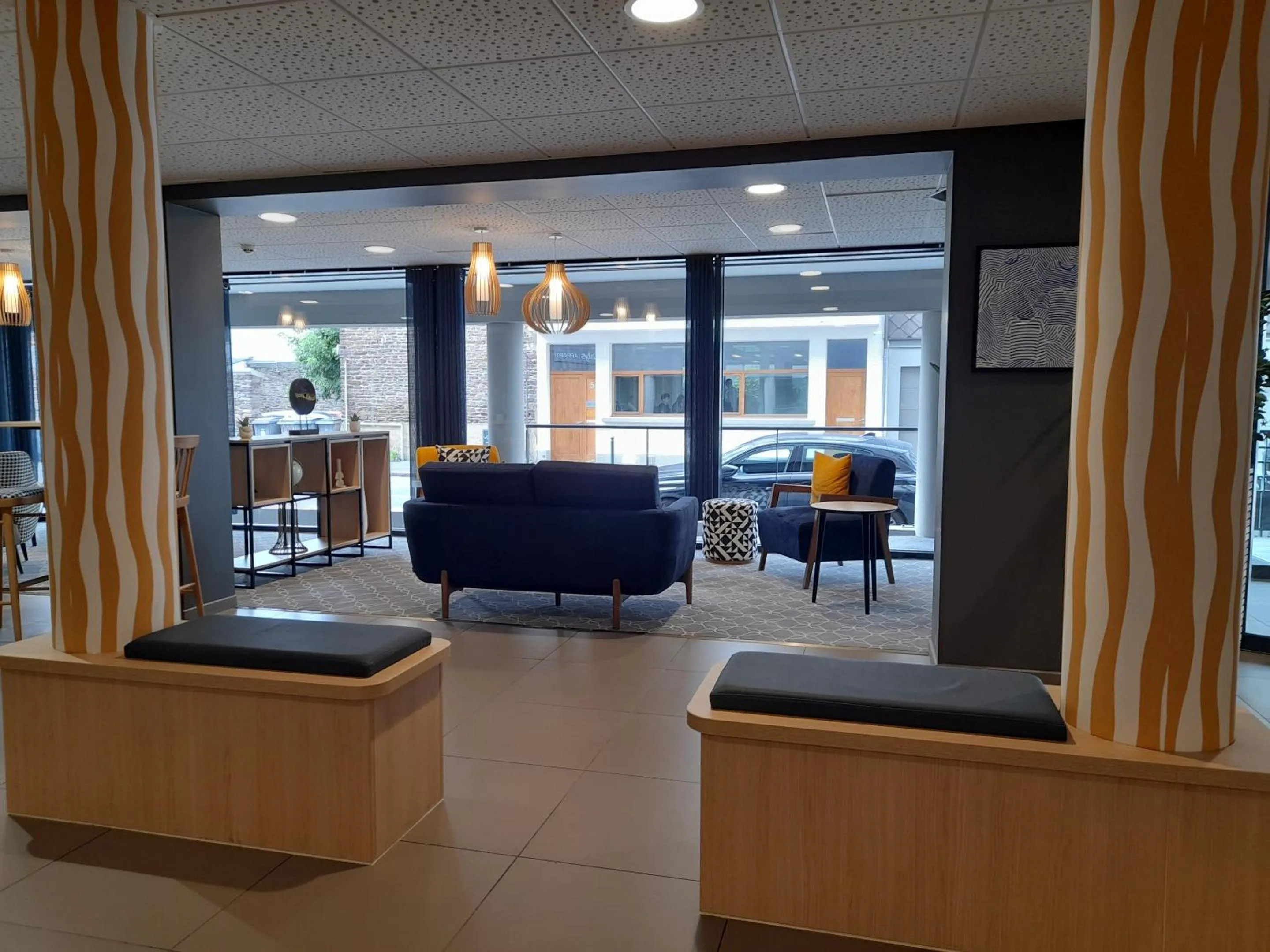 Seating area in Appart Hotel Odalys City Rennes Lorgeril