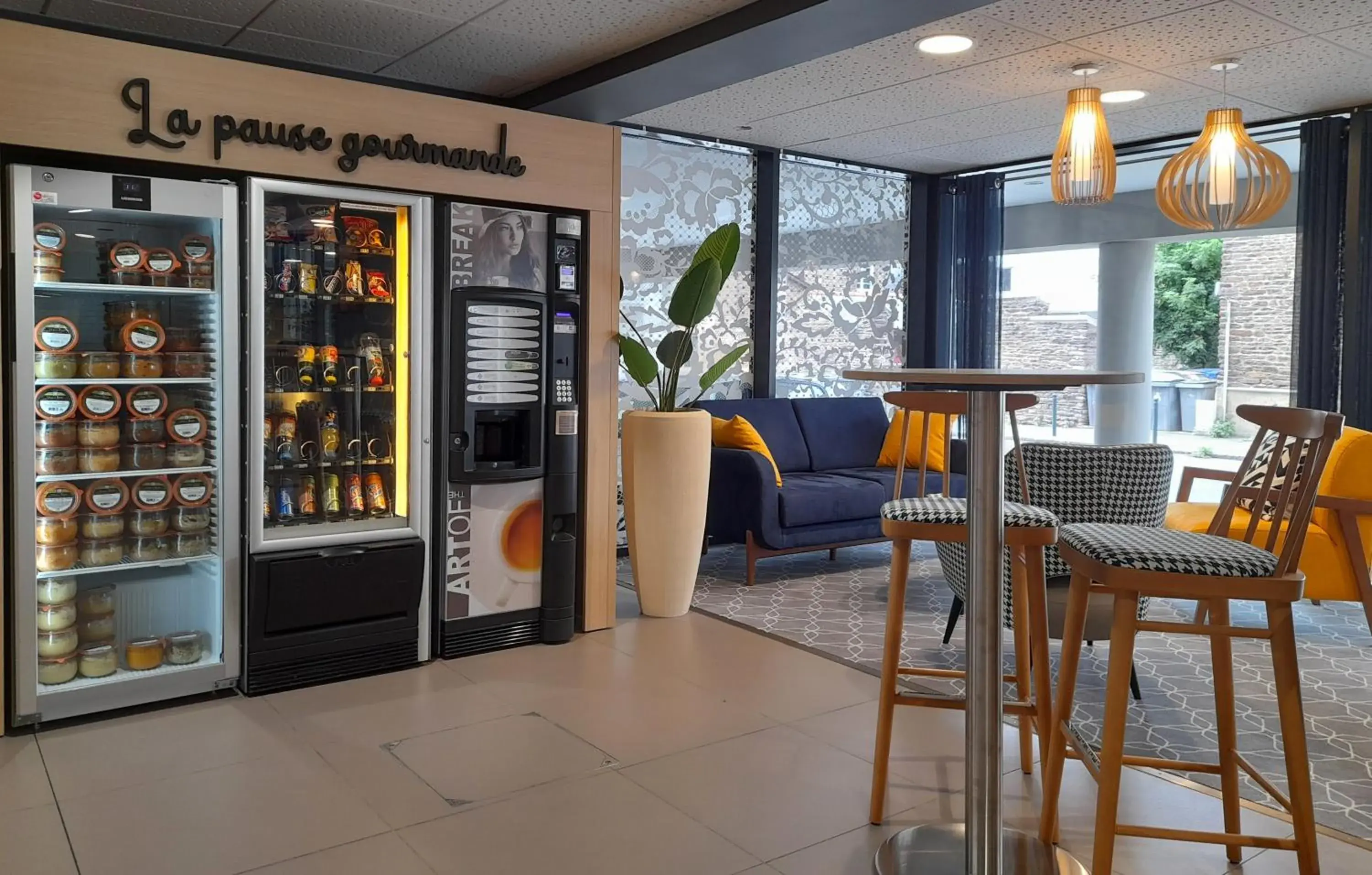 Lobby or reception in Appart Hotel Odalys City Rennes Lorgeril Lobby or reception in Appart Hotel Odalys City Rennes Lorgeril