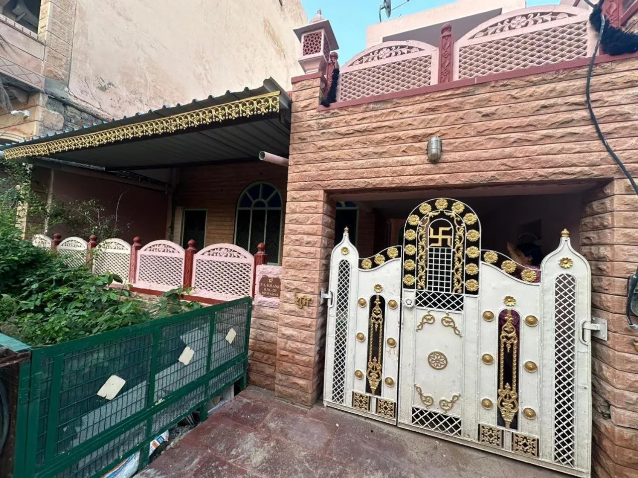 House of Tourists