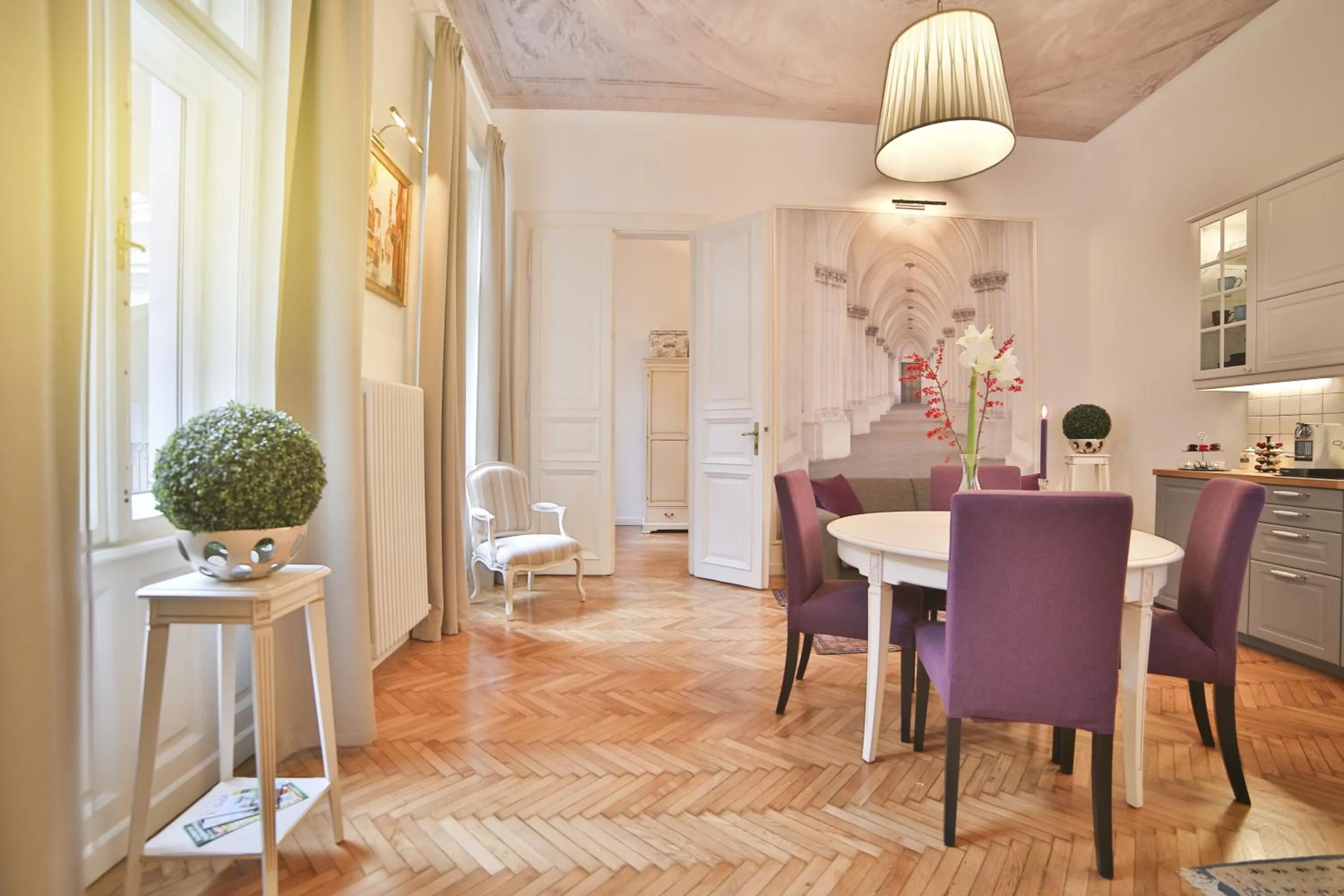 Day in Nadi's Home – Heart of Budapest