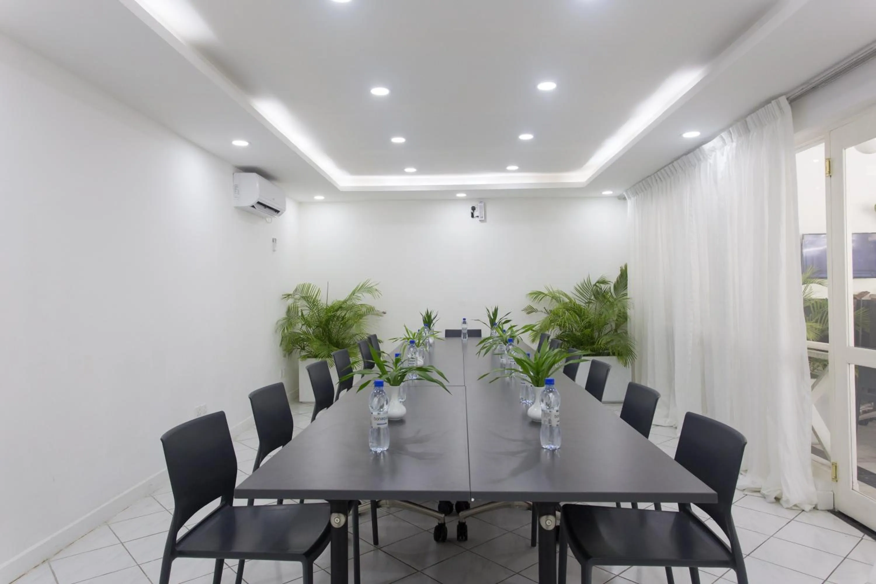 Meeting/conference room in Equator Village Maldives