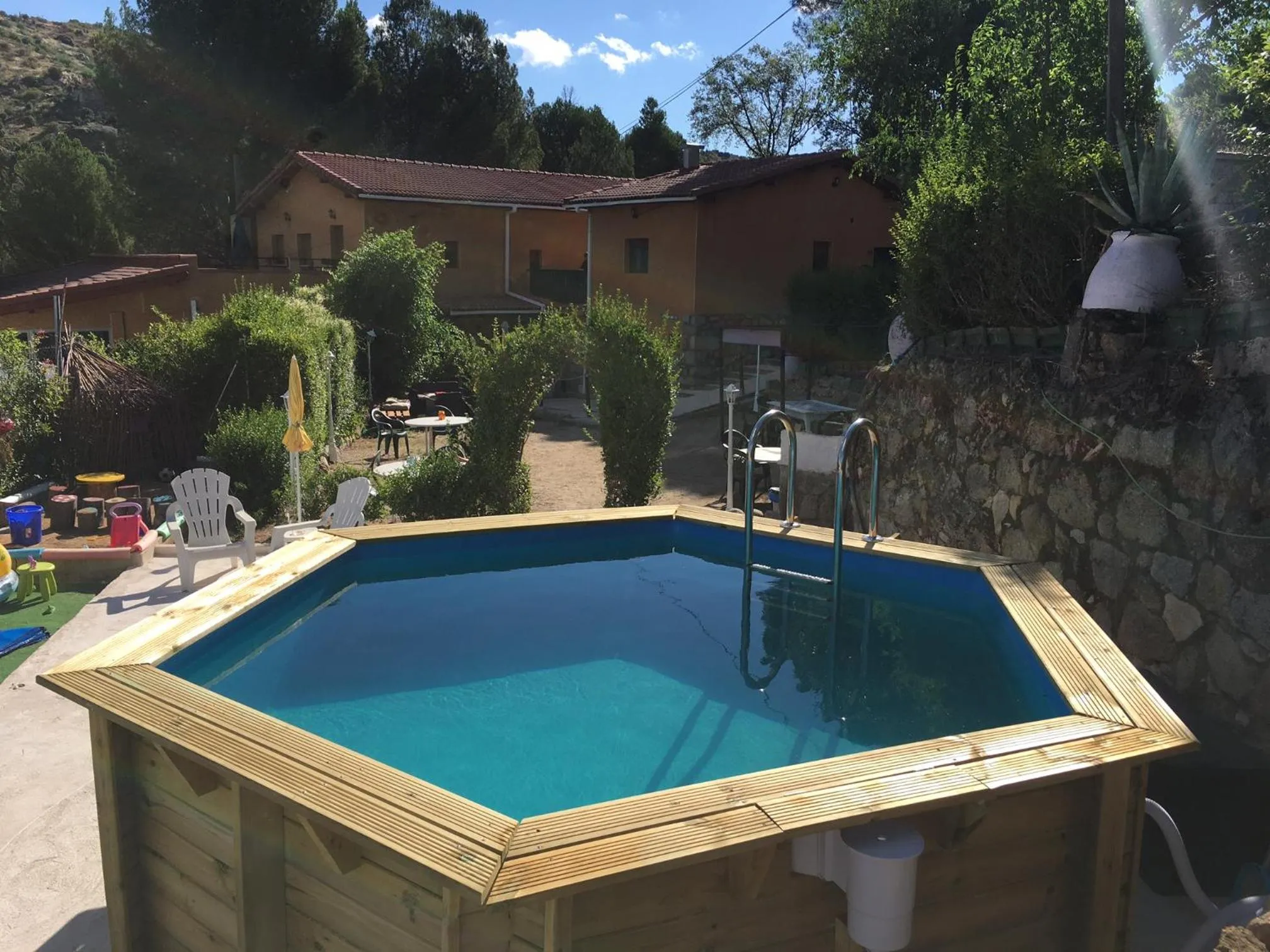 Swimming pool in Hotel Rural El Arca de Noé