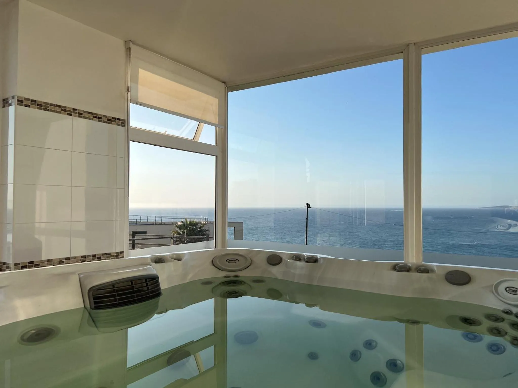 Hot Tub in Oceana Suites Costa Montemar