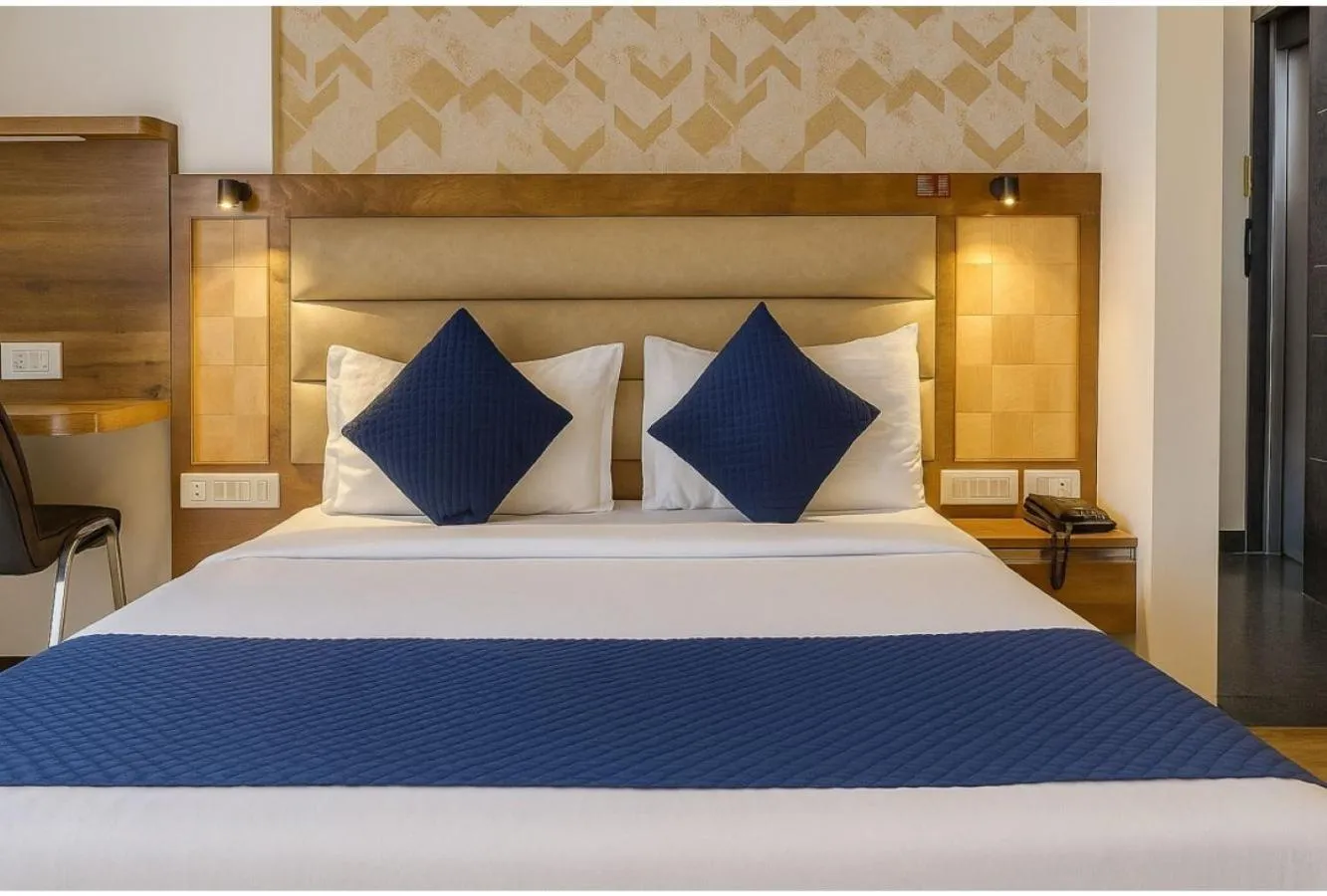 Bedroom, Bed in Hotel Rize Inn