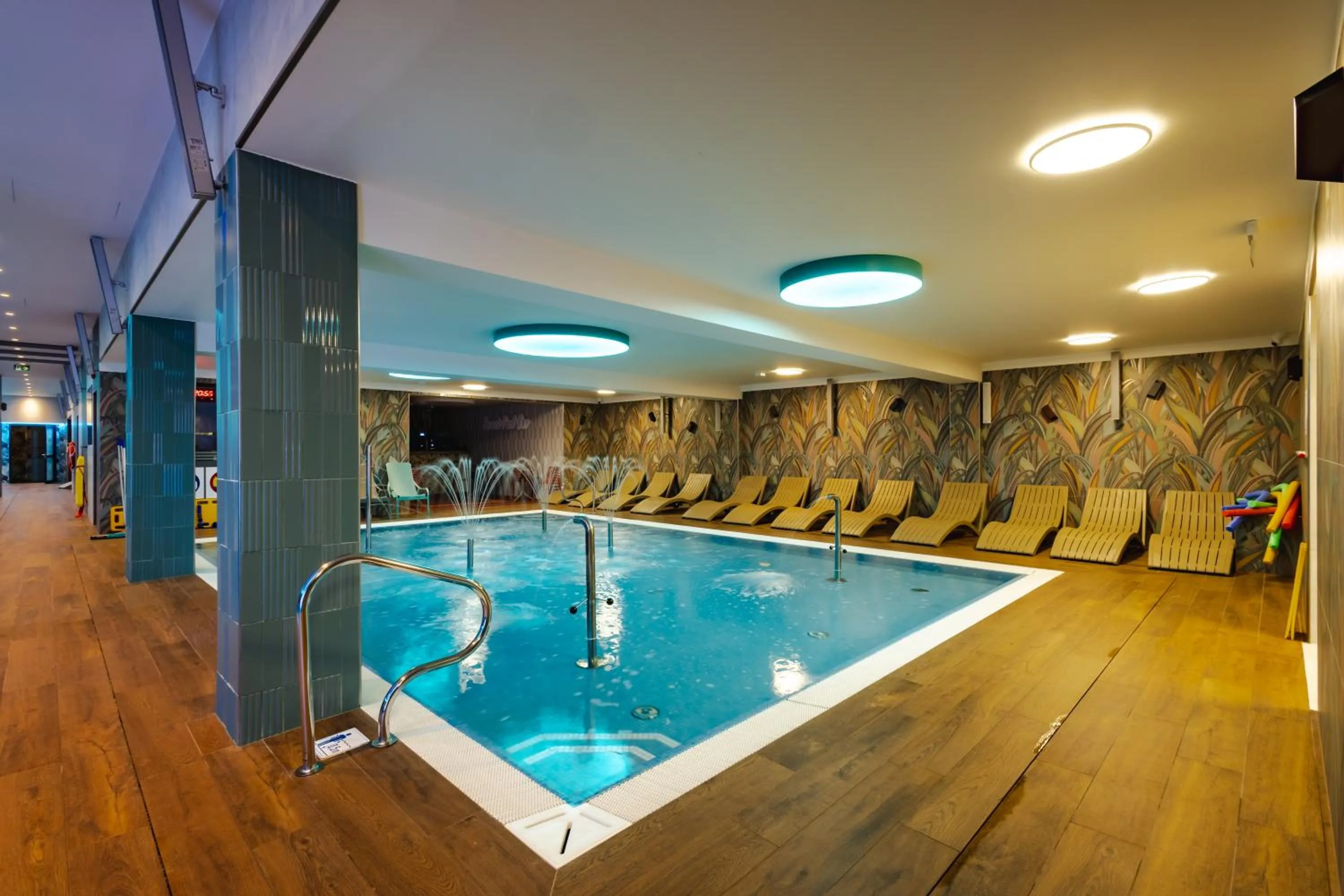 Pool view in Forest Park Resort & SPA