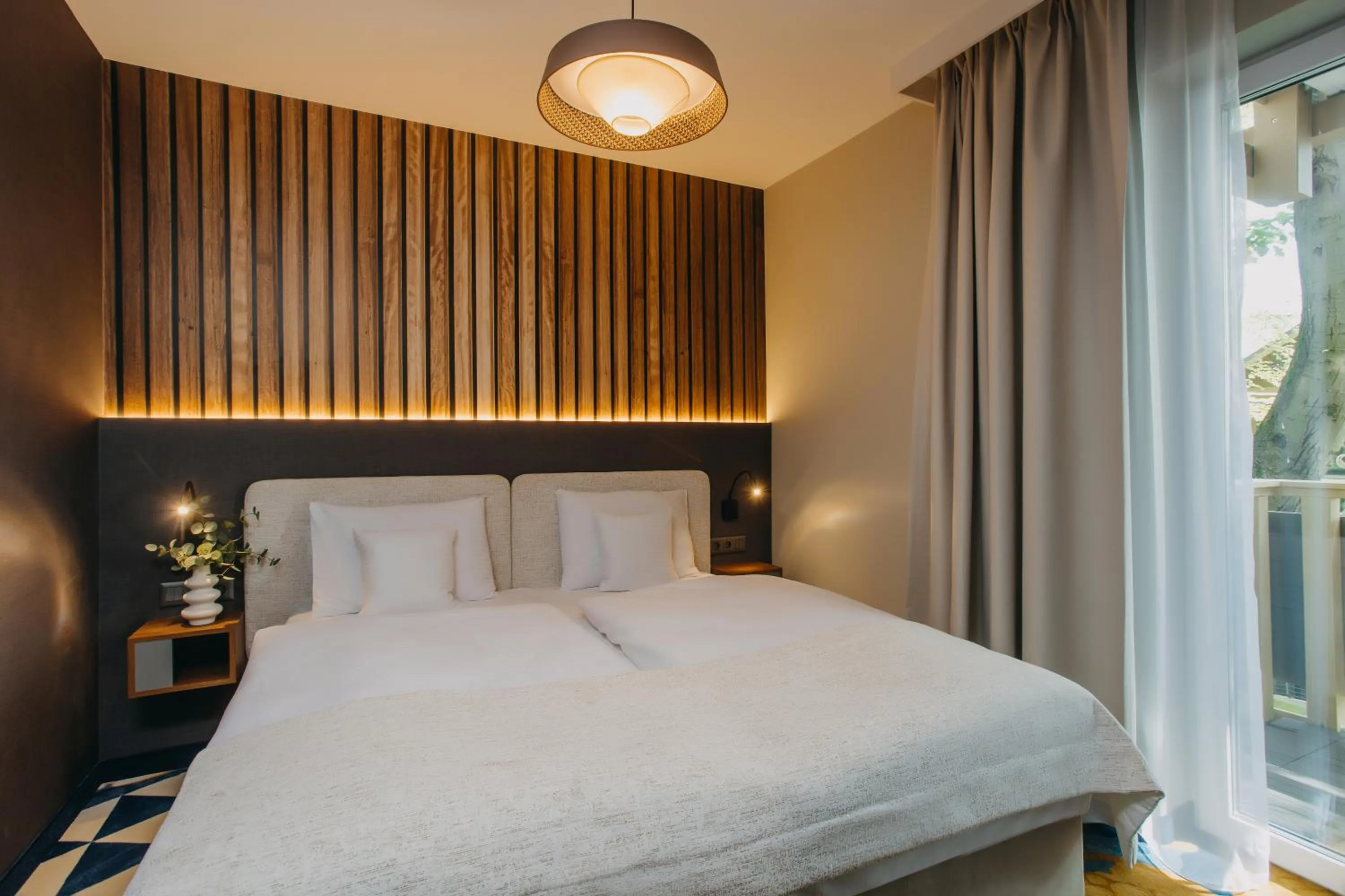 Bed in Forest Park Resort & SPA