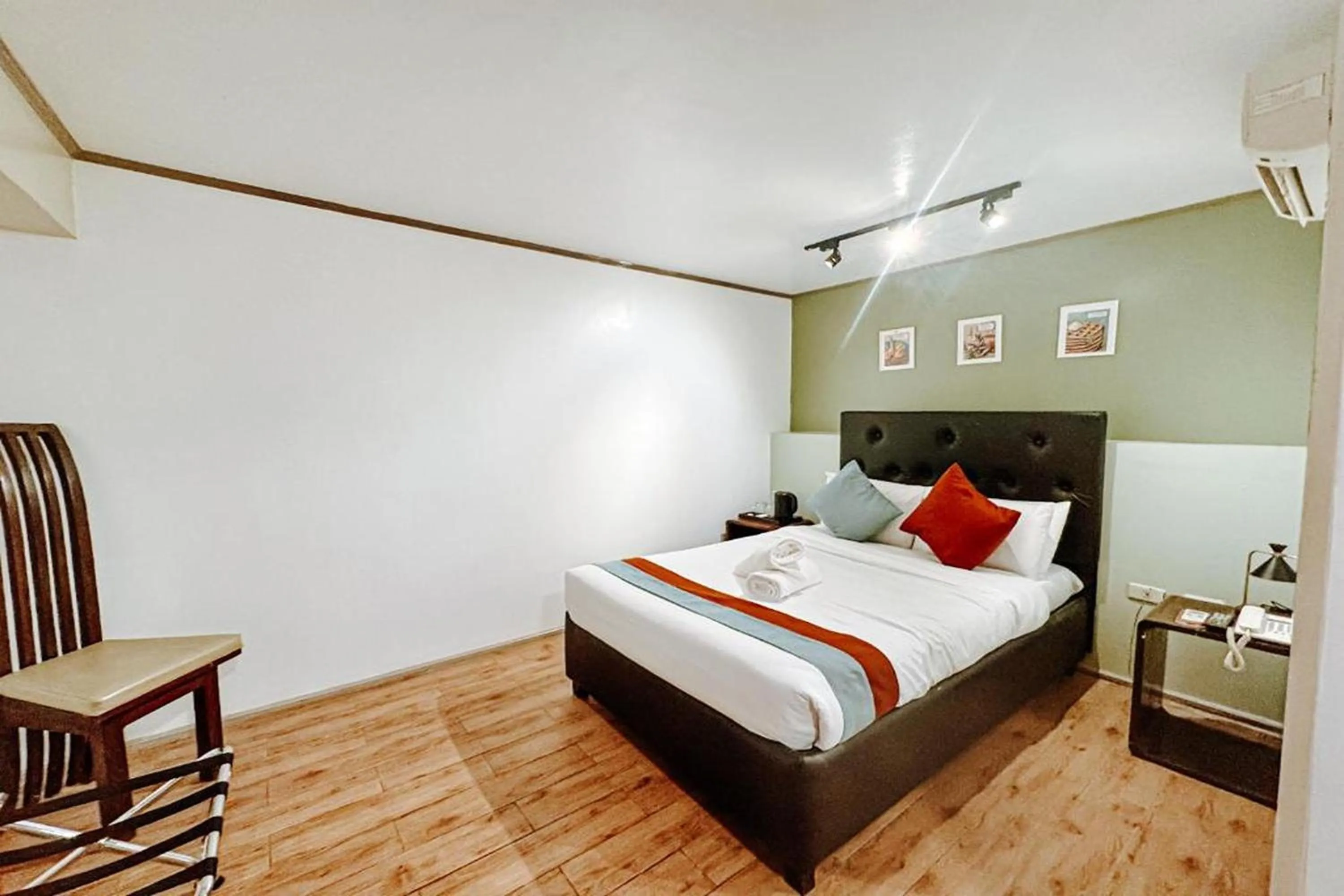 Bedroom, Bed in Casa Luciana Hotel