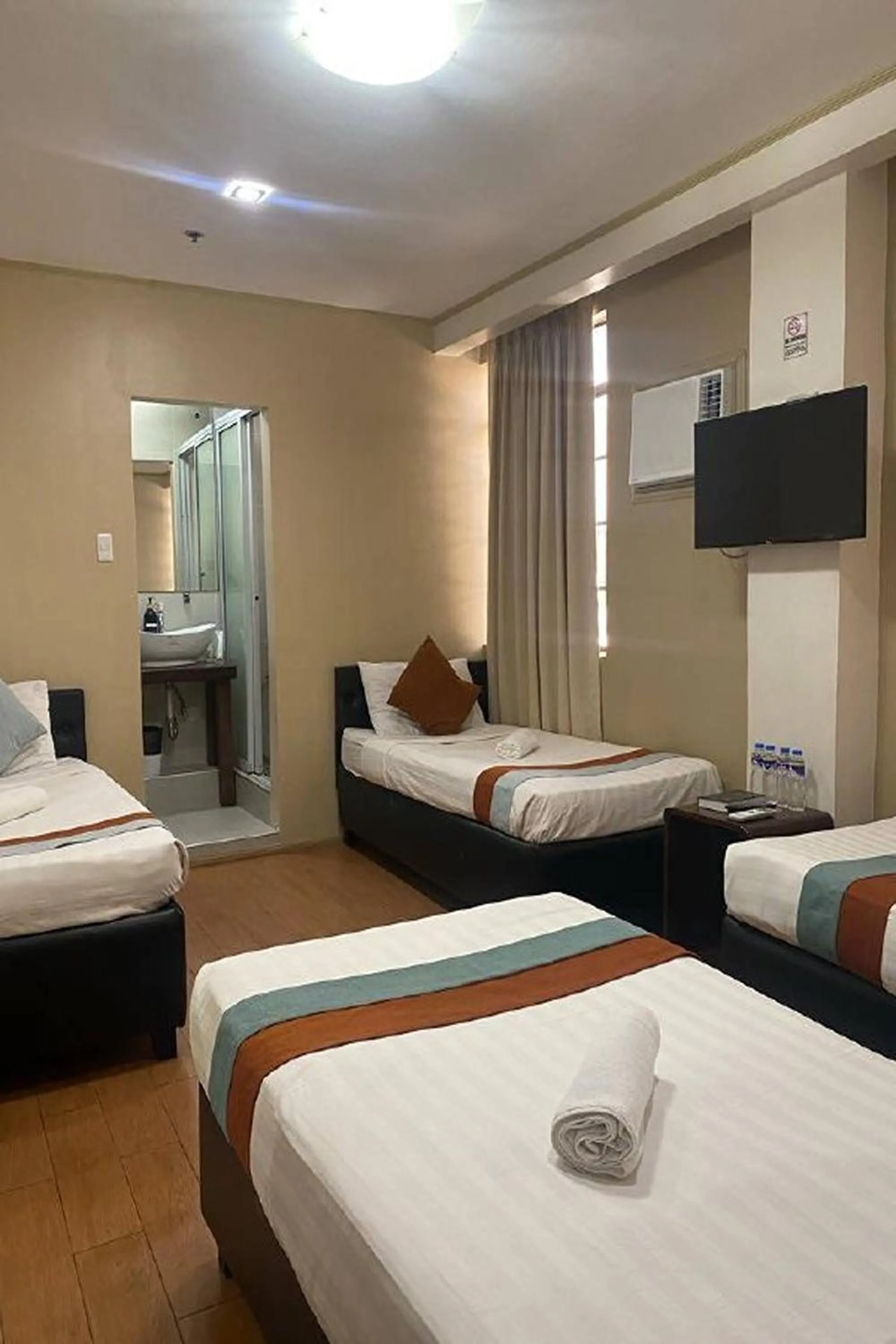 Bedroom, Bed in Casa Luciana Hotel