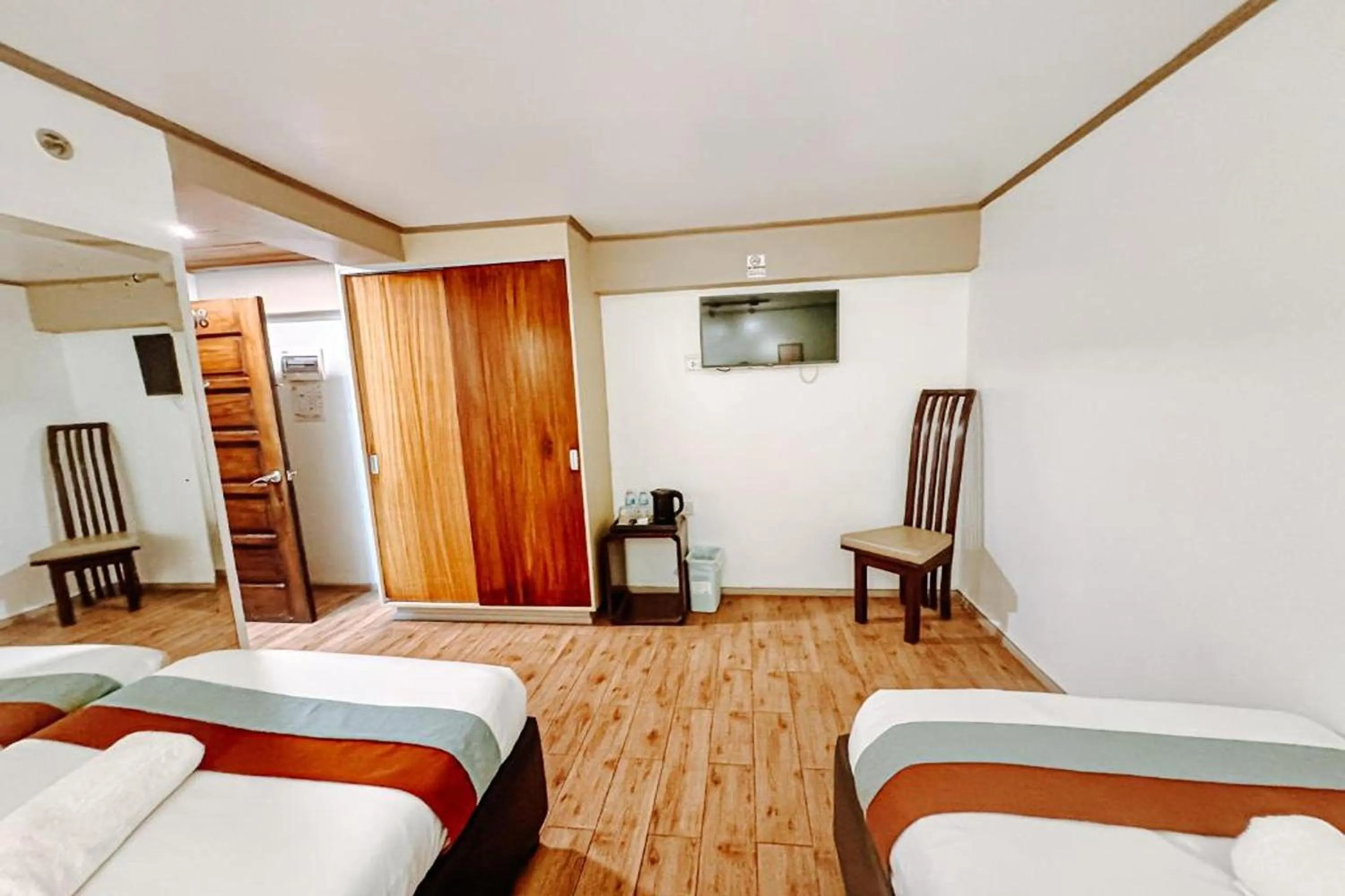 Bedroom, Bed in Casa Luciana Hotel