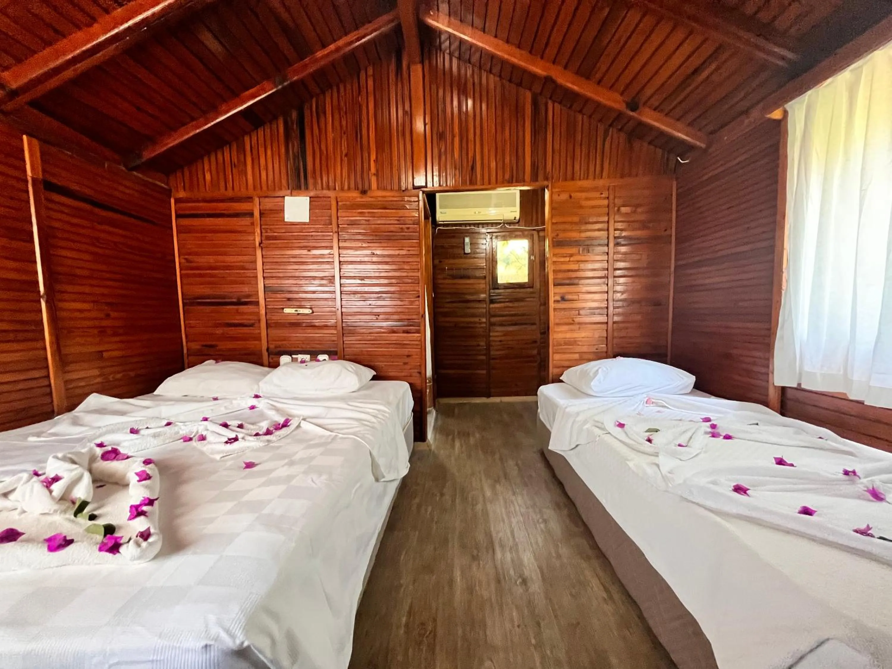 Bedroom, Bed in Imeros Hotel Beldibi