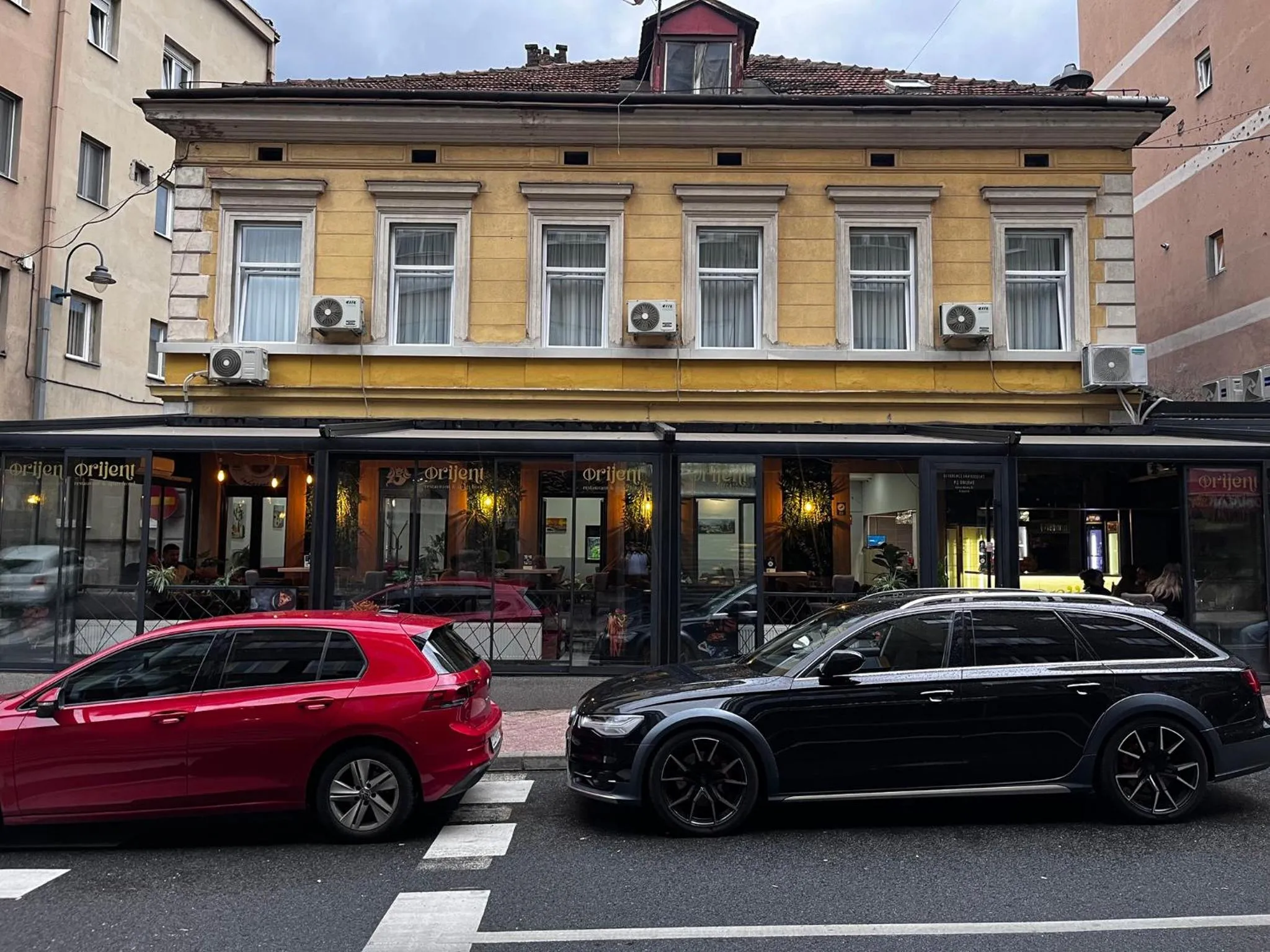 Property building in Residence Inn Orijent