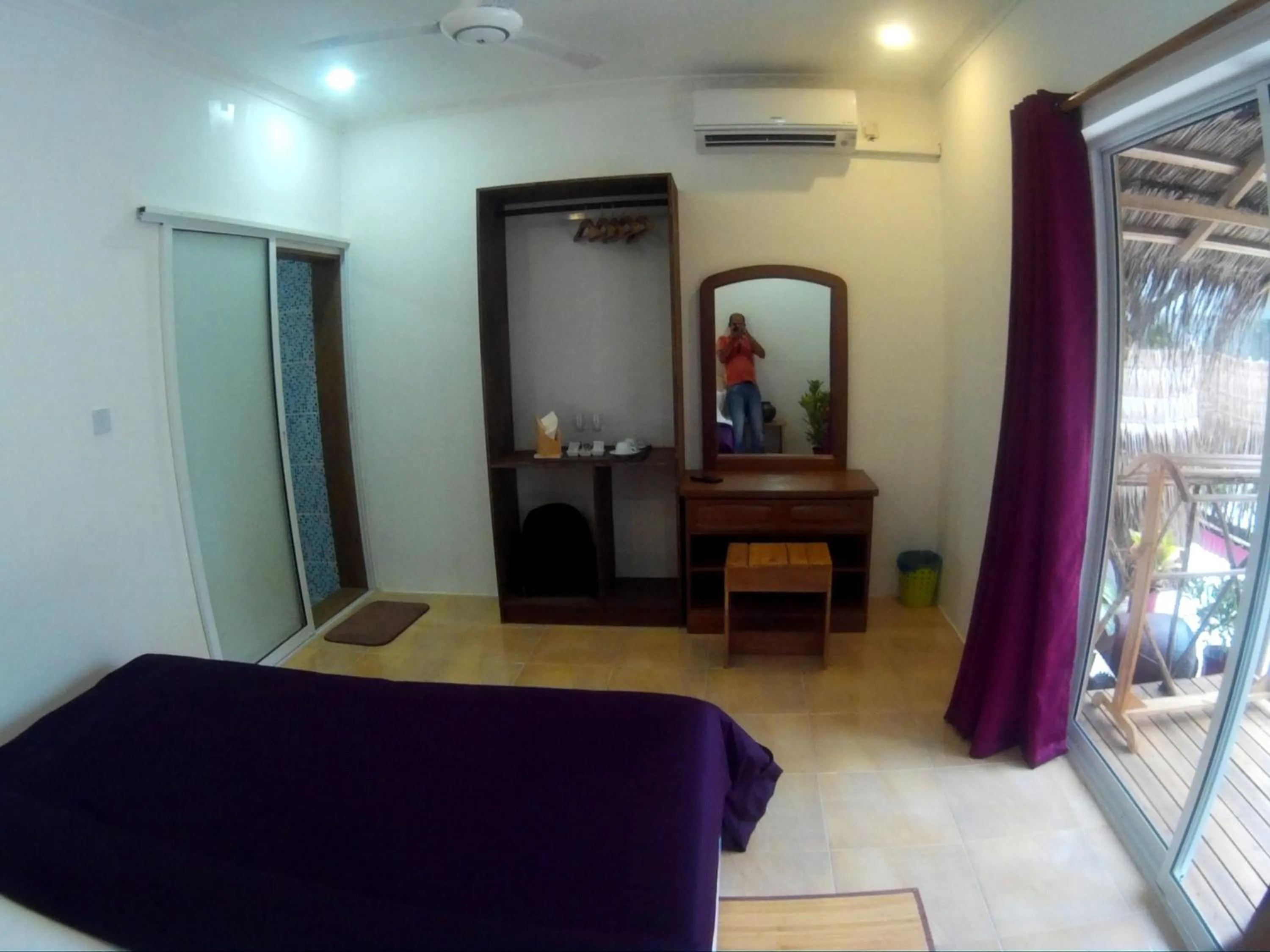 Photo of the whole room in Maafushi View