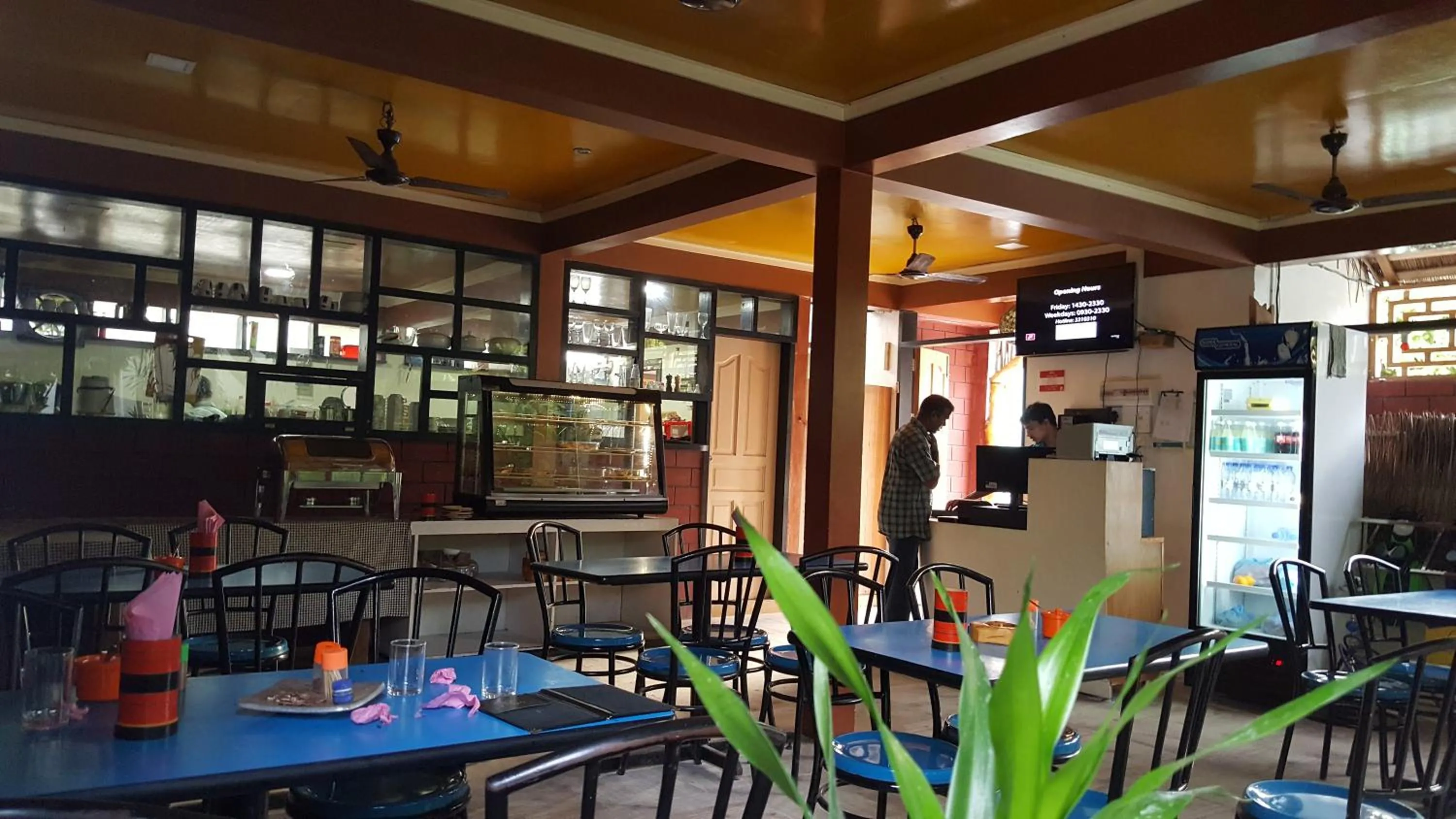 Restaurant/places to eat in Maafushi View
