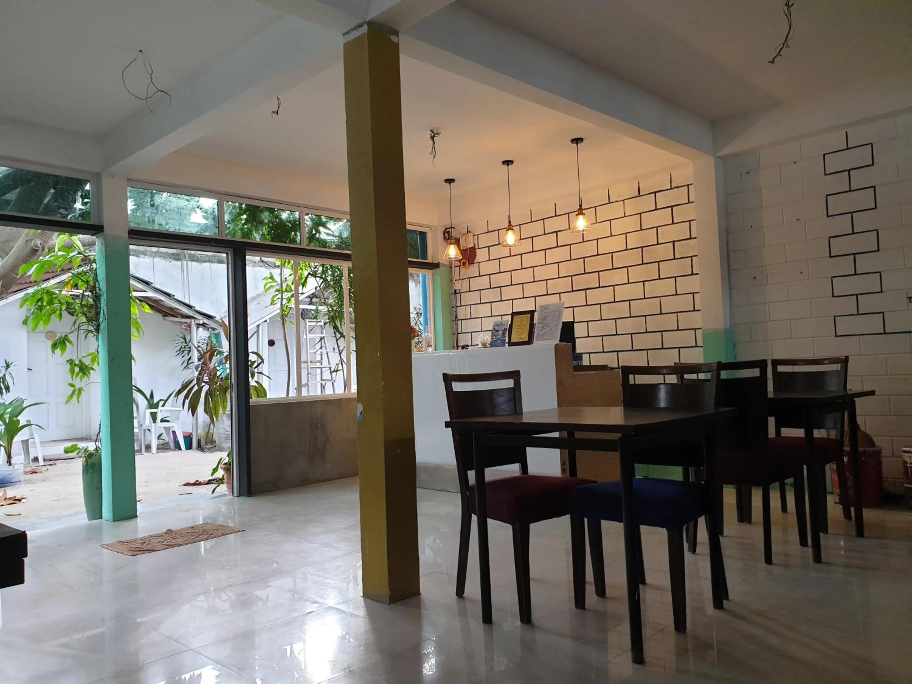 Restaurant/places to eat in Maafushi View