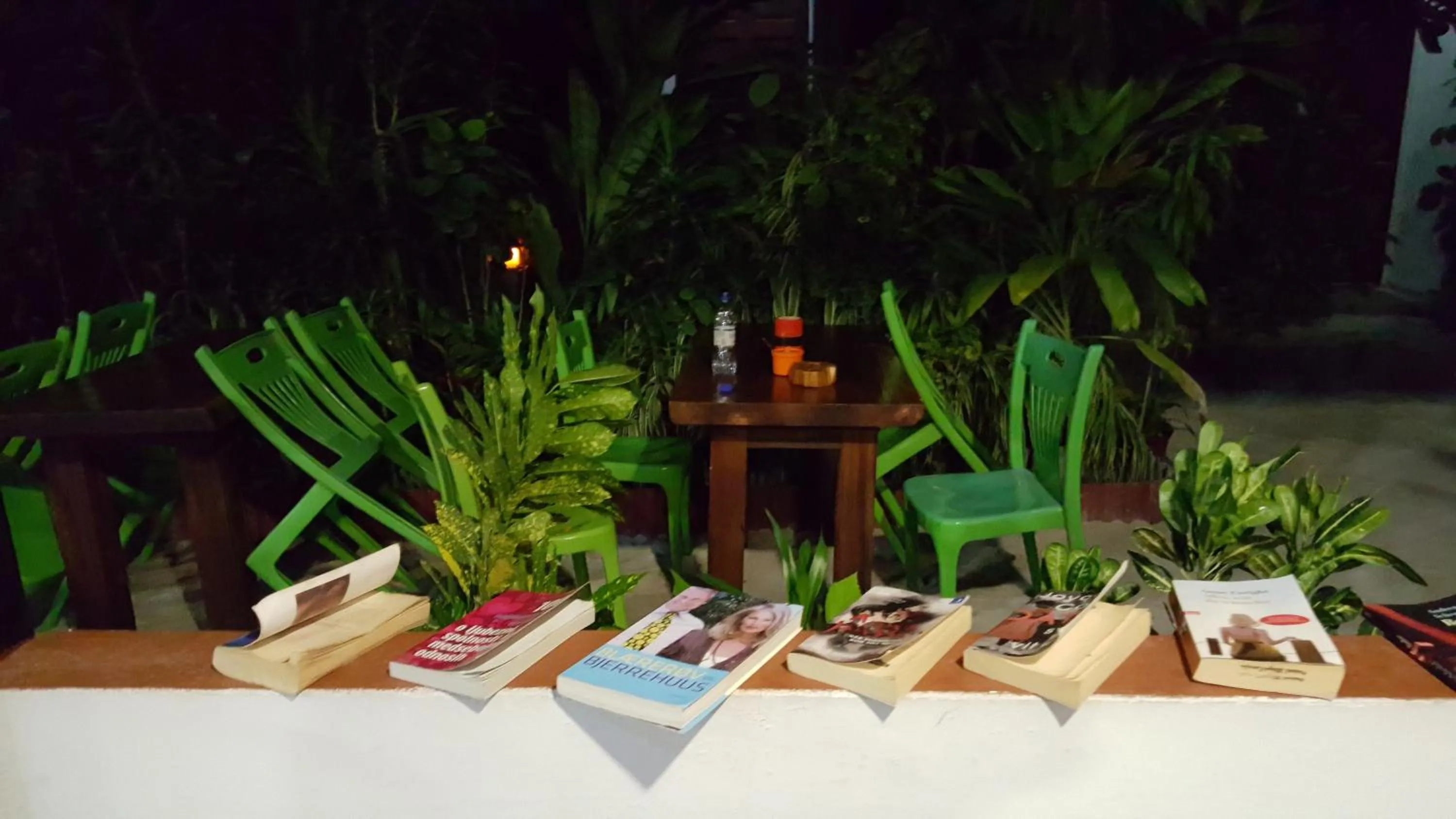 Restaurant/places to eat in Maafushi View