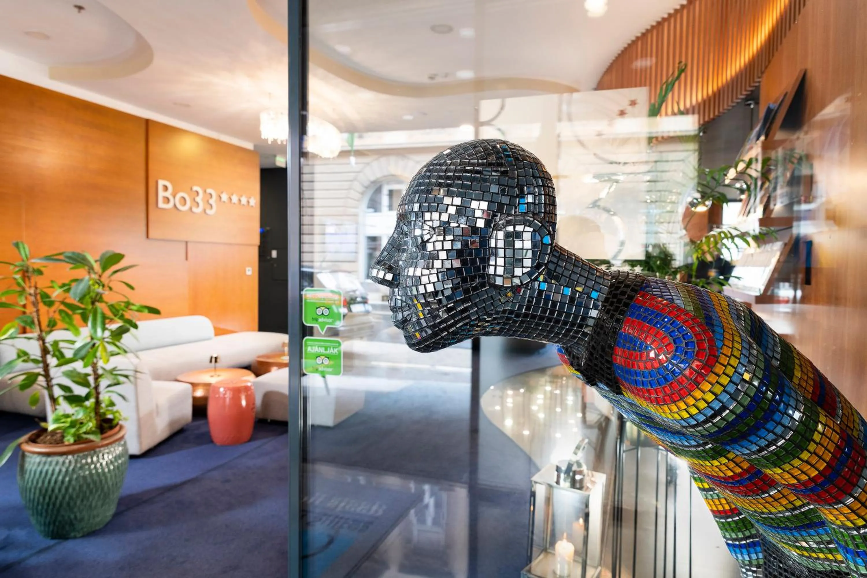 Lobby or reception in Bo33 Hotel Family & Suites