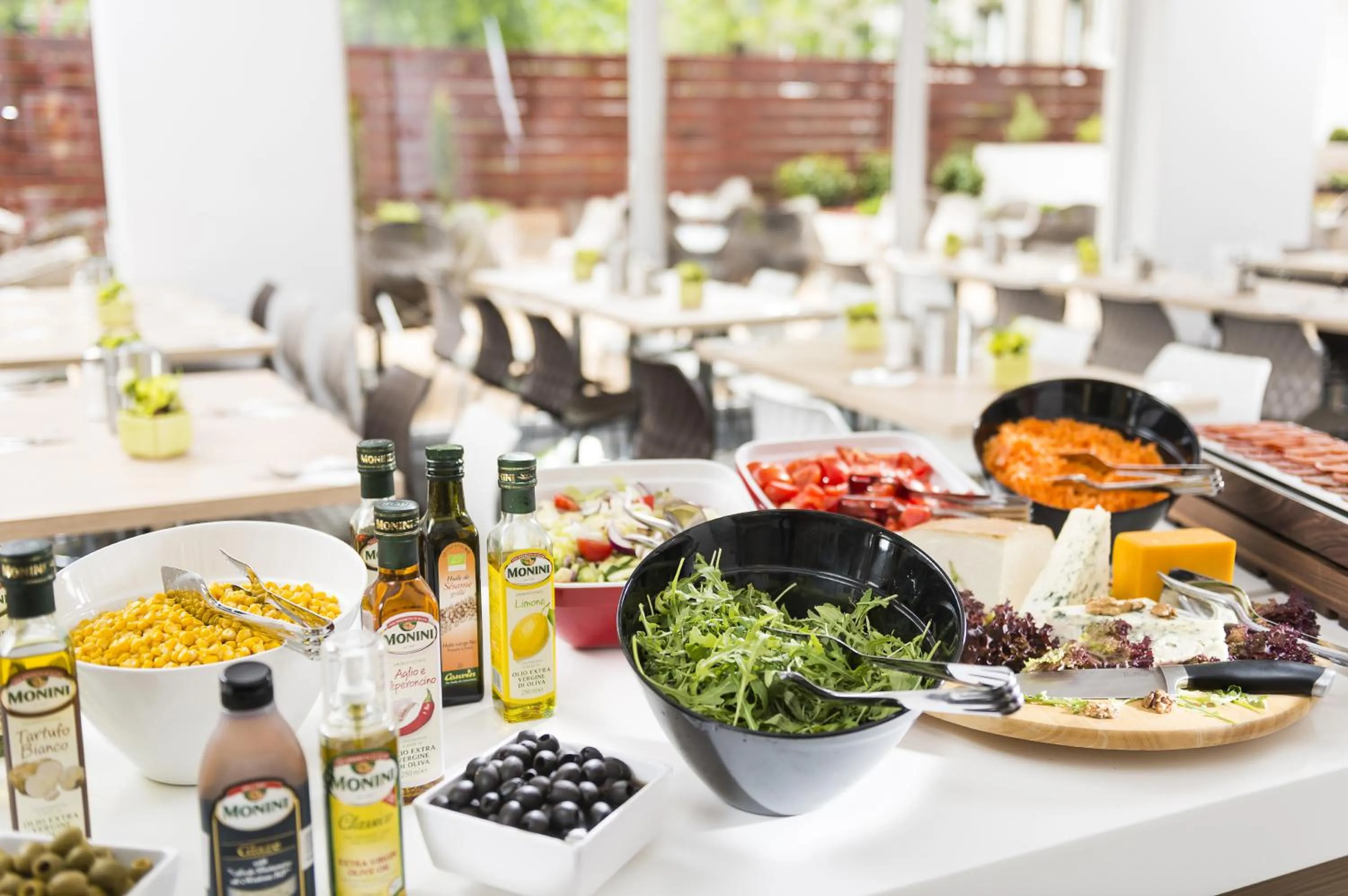 Restaurant/places to eat in Bo33 Hotel Family & Suites