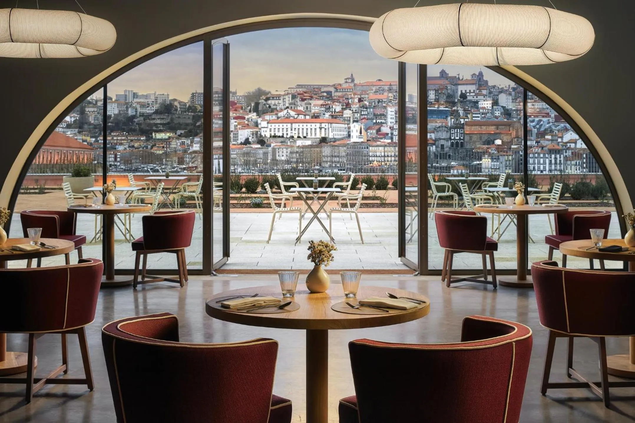 Restaurant/places to eat in Tivoli Kopke Porto Gaia Hotel