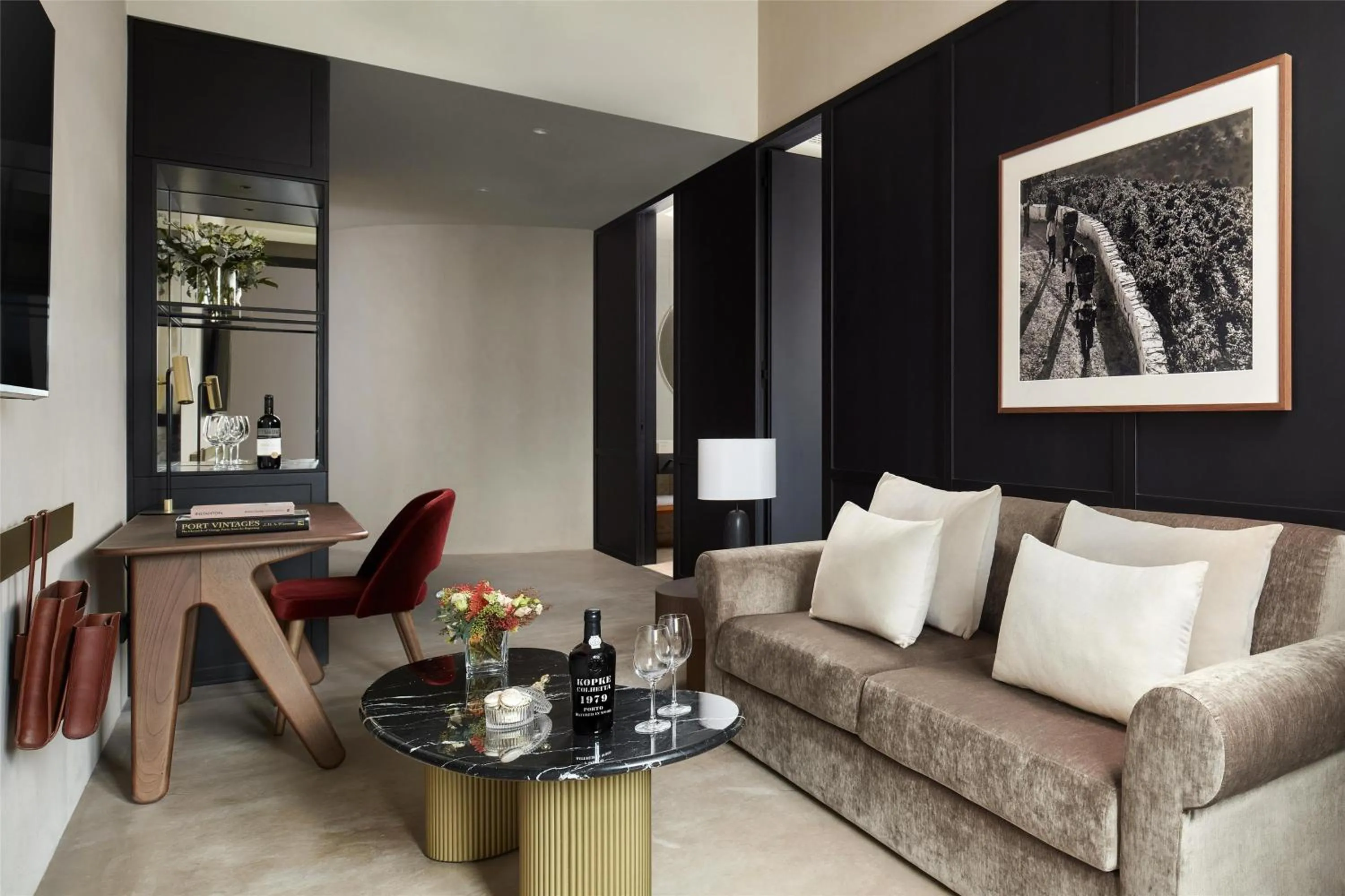 Photo of the whole room in Tivoli Kopke Porto Gaia Hotel