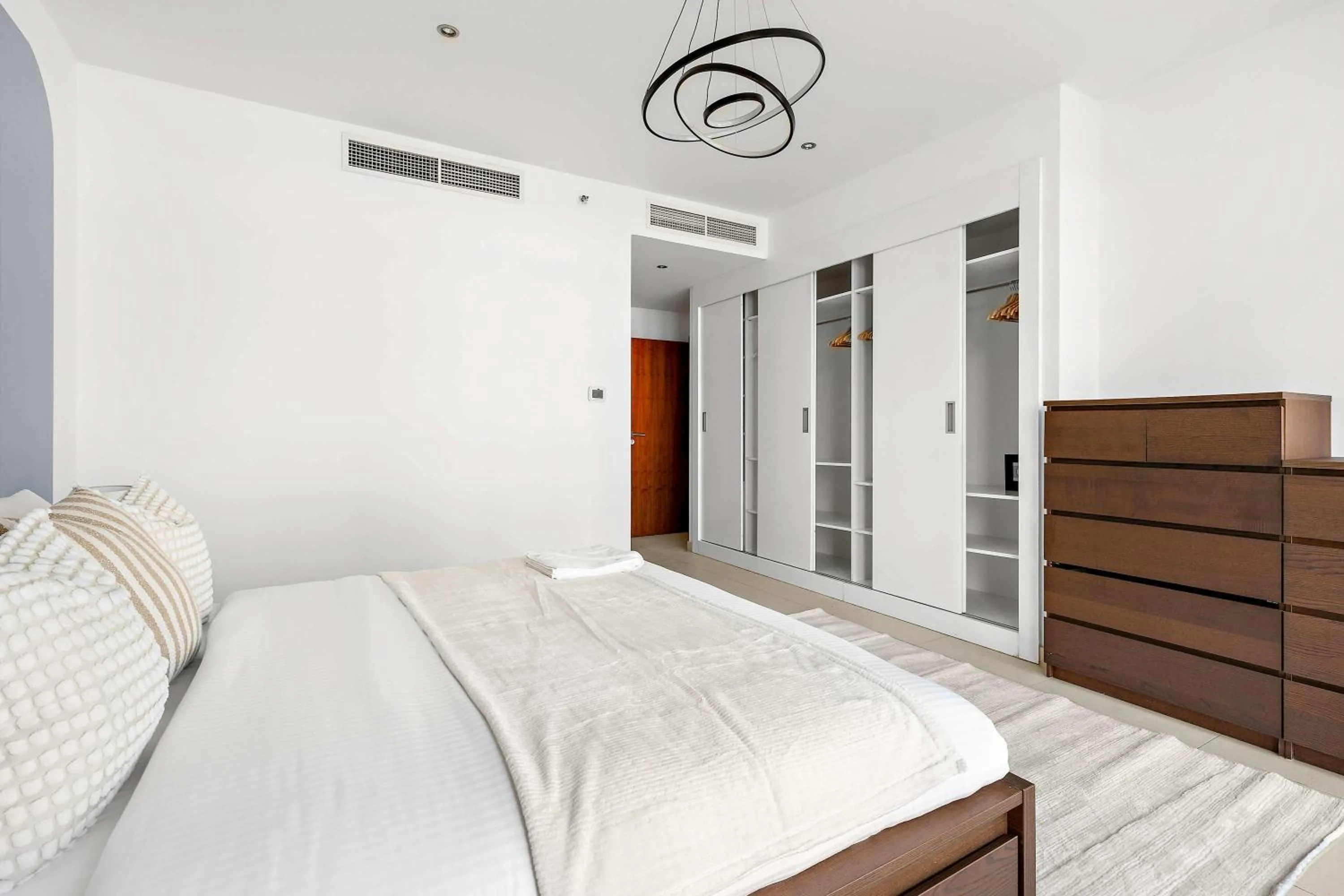 Bedroom, Bed in Silkhaus Vacation Homes Chic 1BDR at Al Bandar in Al Naseem A